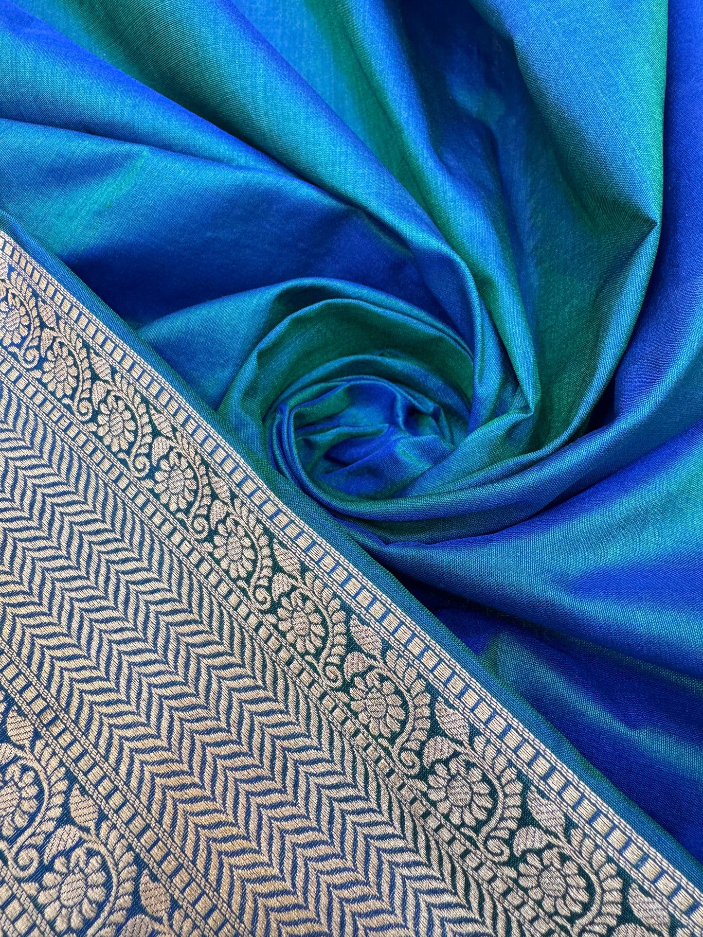 Pure Banarasi Katan Silk Jaal Saree