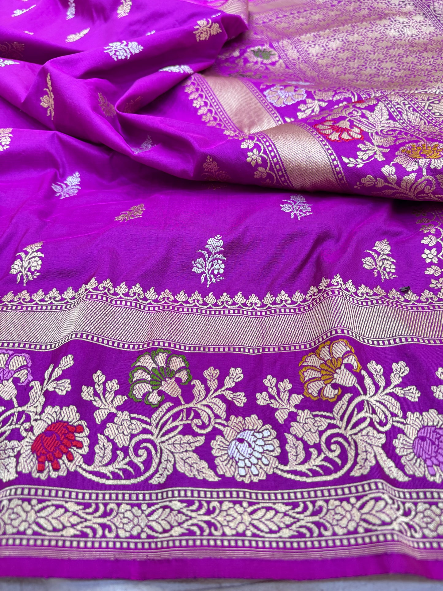 Pure Banarasi Katan Silk Kadhwa Buti Saree