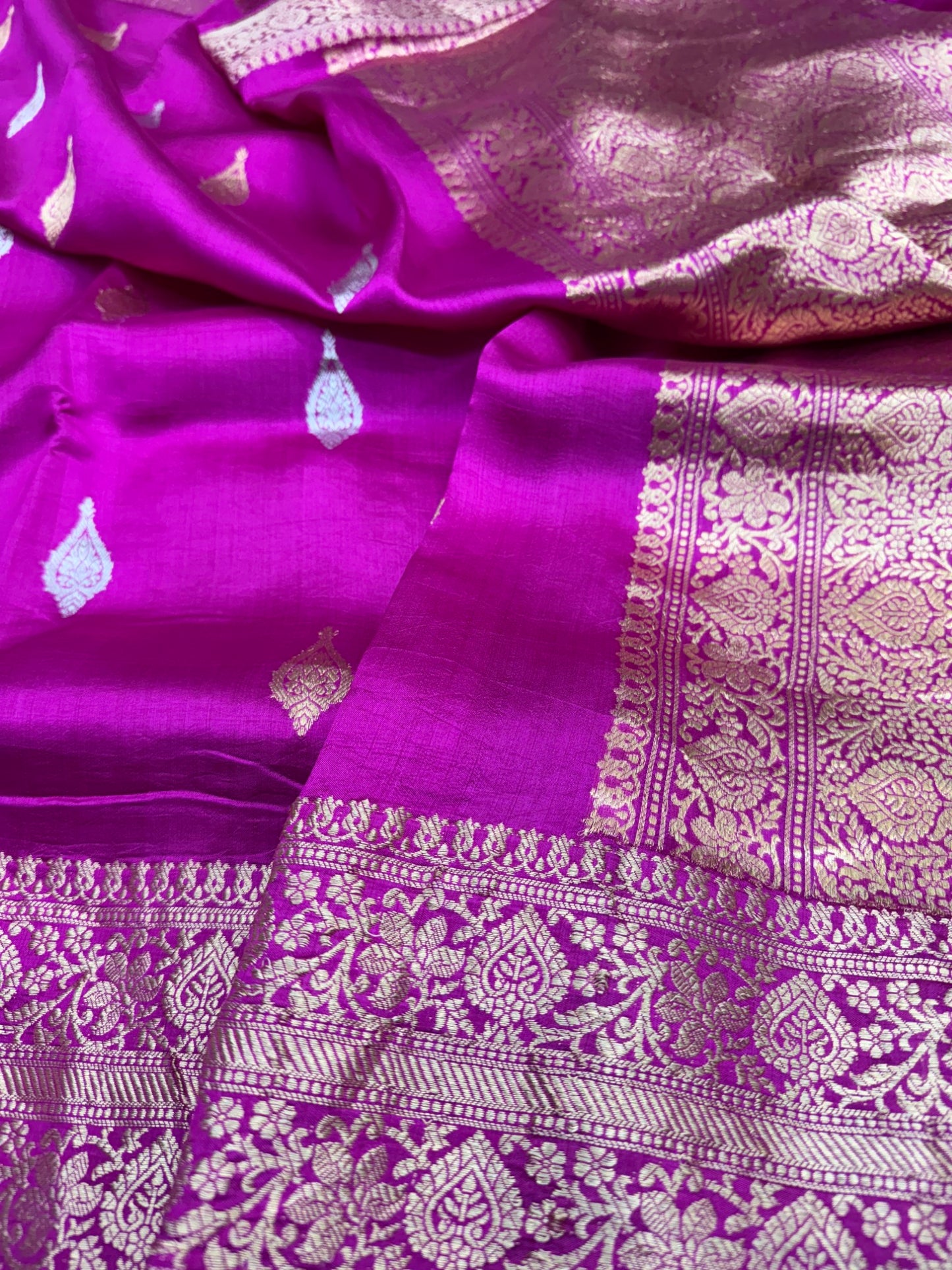 Pure Banarasi Dupion Silk Kadhwa Buta Saree