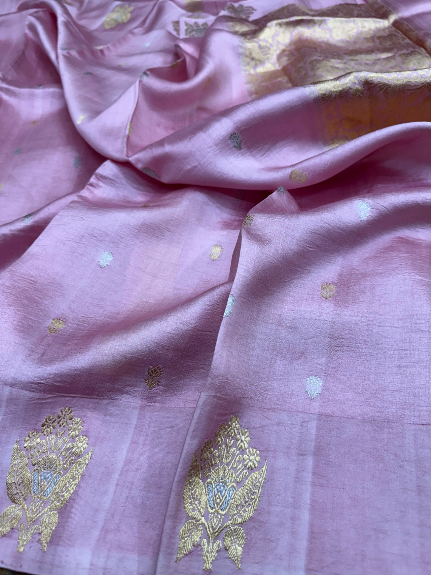 Pure Banarasi Dupion Silk Kadhwa Buta Satin Border Saree