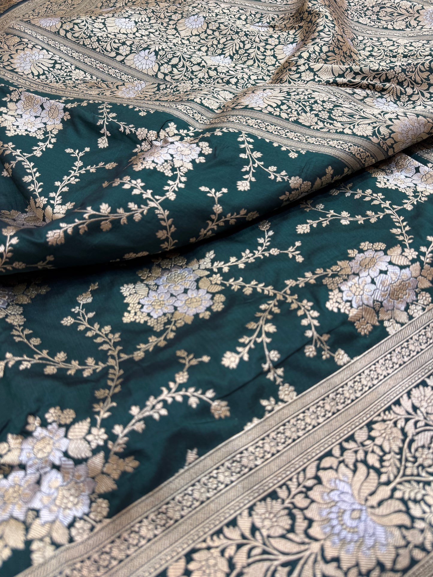 Pure Banarasi Katan Silk Sona Mina Jaal Saree