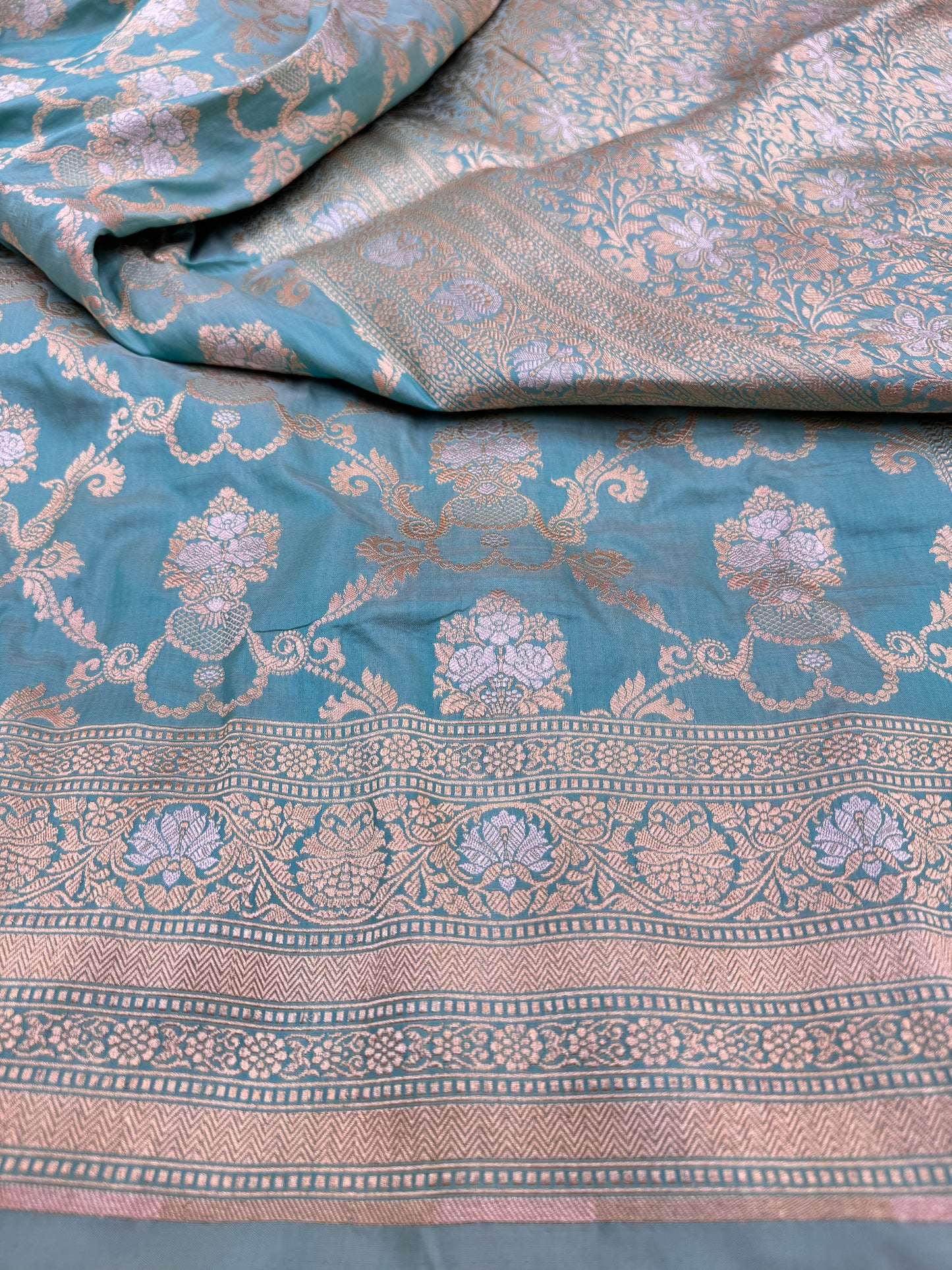 Pure Banarasi Katan Silk Sona Mina Jaal Saree