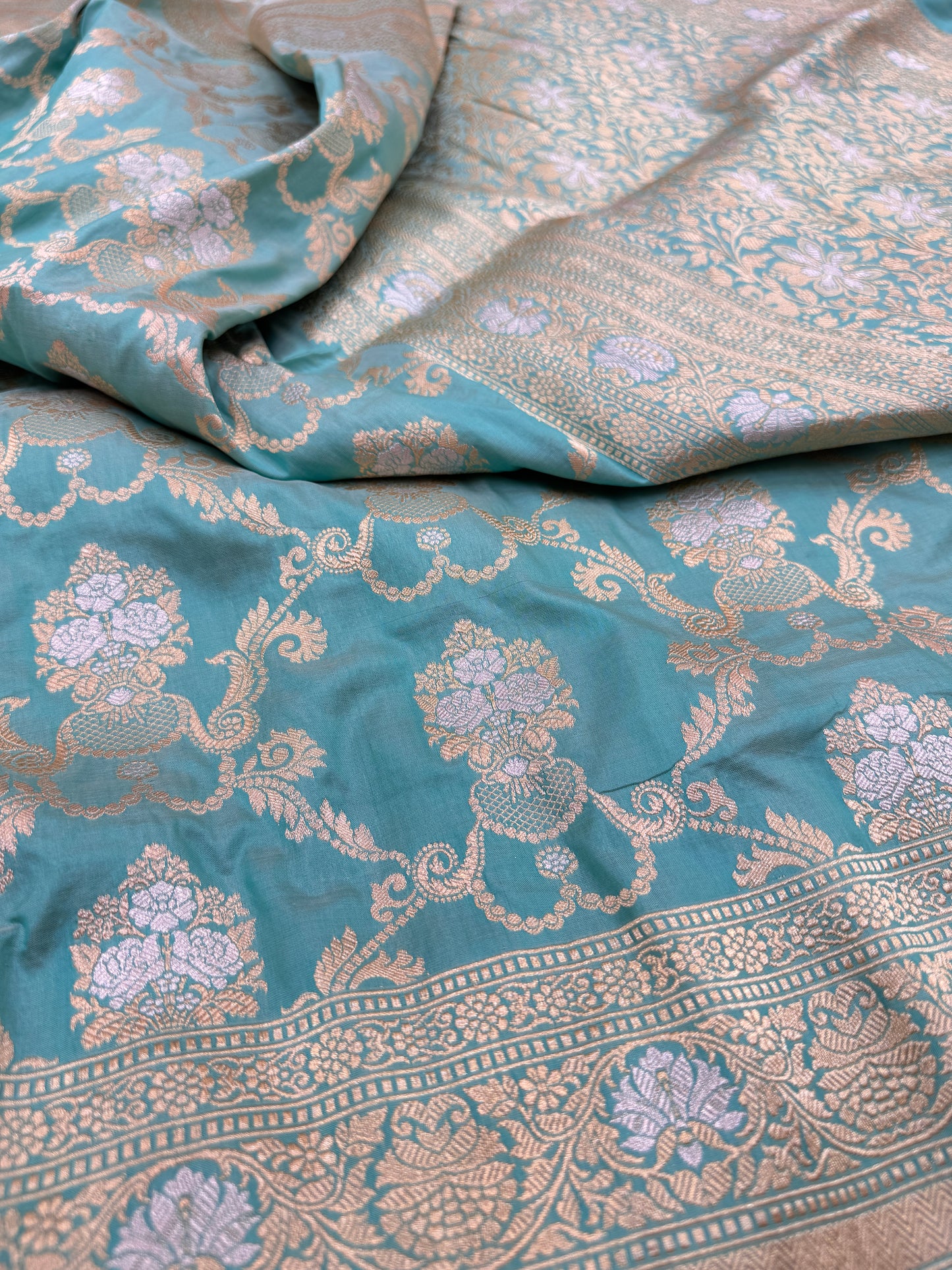Pure Banarasi Katan Silk Sona Mina Jaal Saree