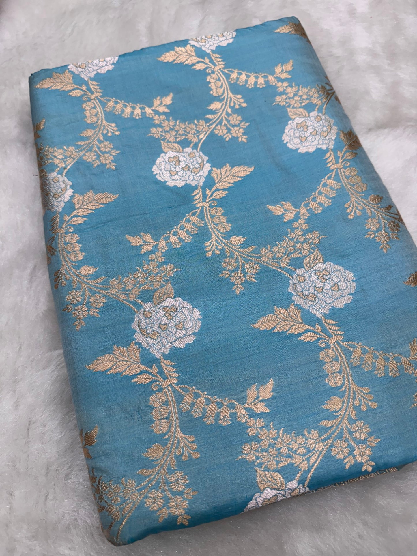 Pure Banarasi Katan Silk Sona Mina Jaal Saree