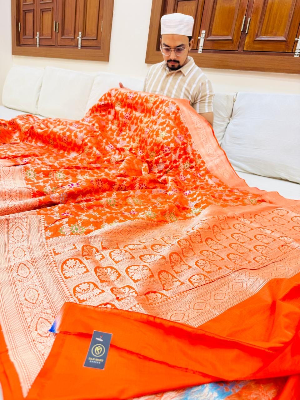 Pure Banarasi Katan Silk Mina Jaal Saree