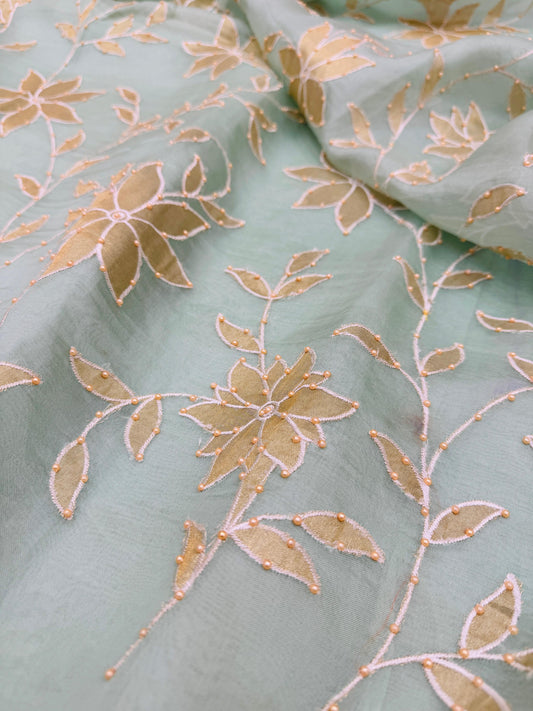 Pure Banarasi Kora Tissue Patch Work Embroidery Saree