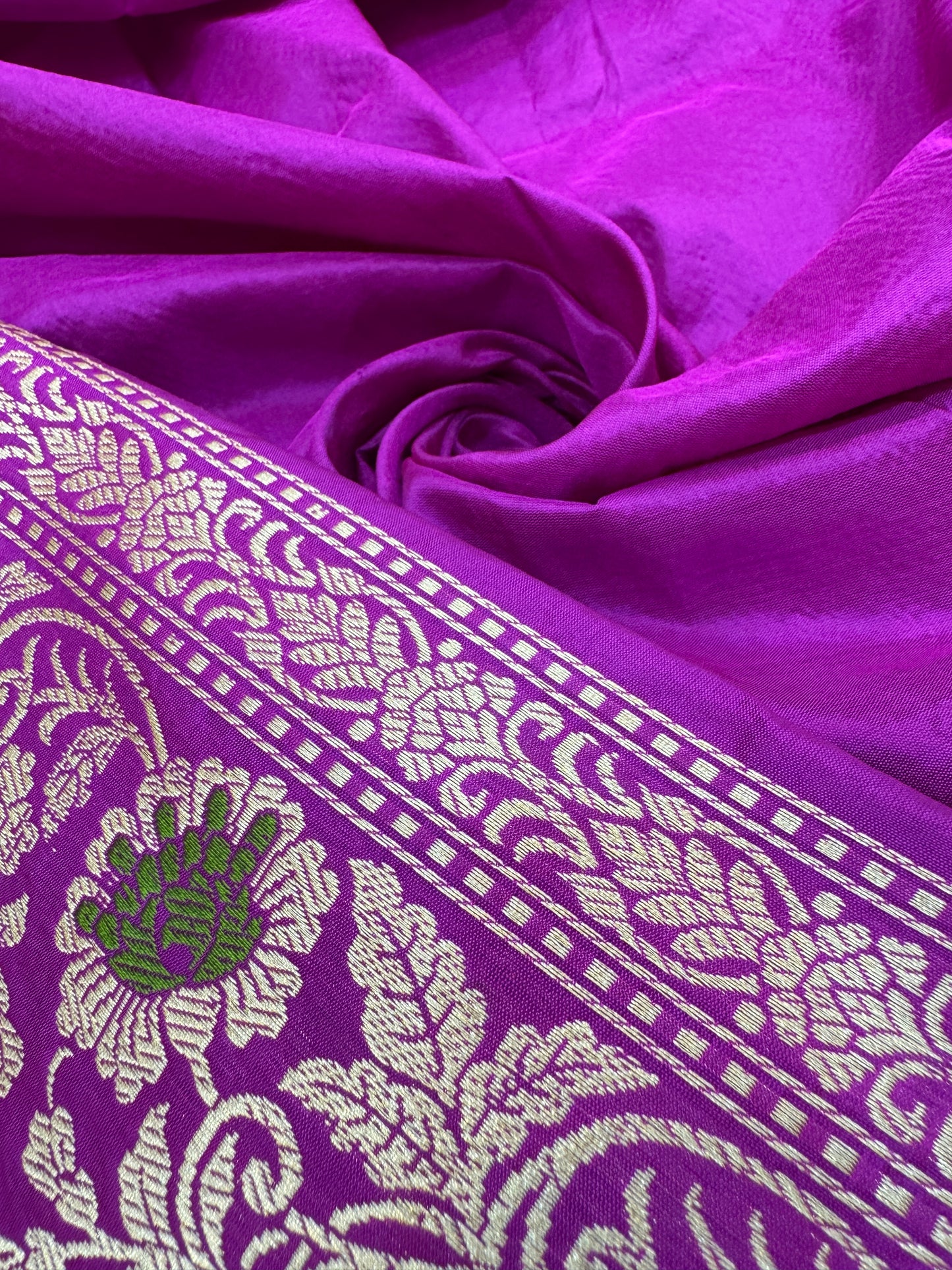 Pure Banarasi Katan Silk Kadhwa Buti Saree