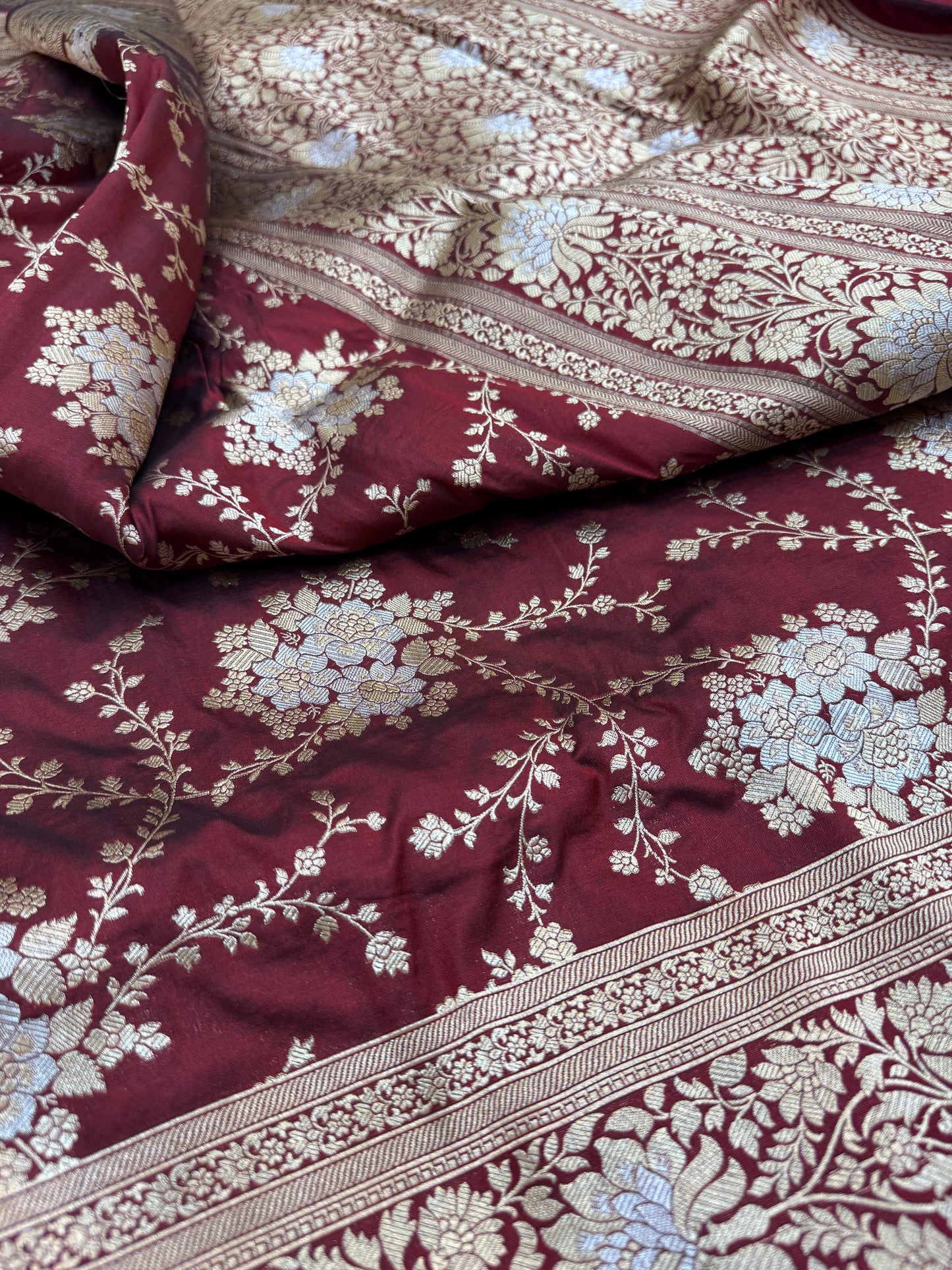 Pure Banarasi Katan Silk Sona Mina Jaal Saree