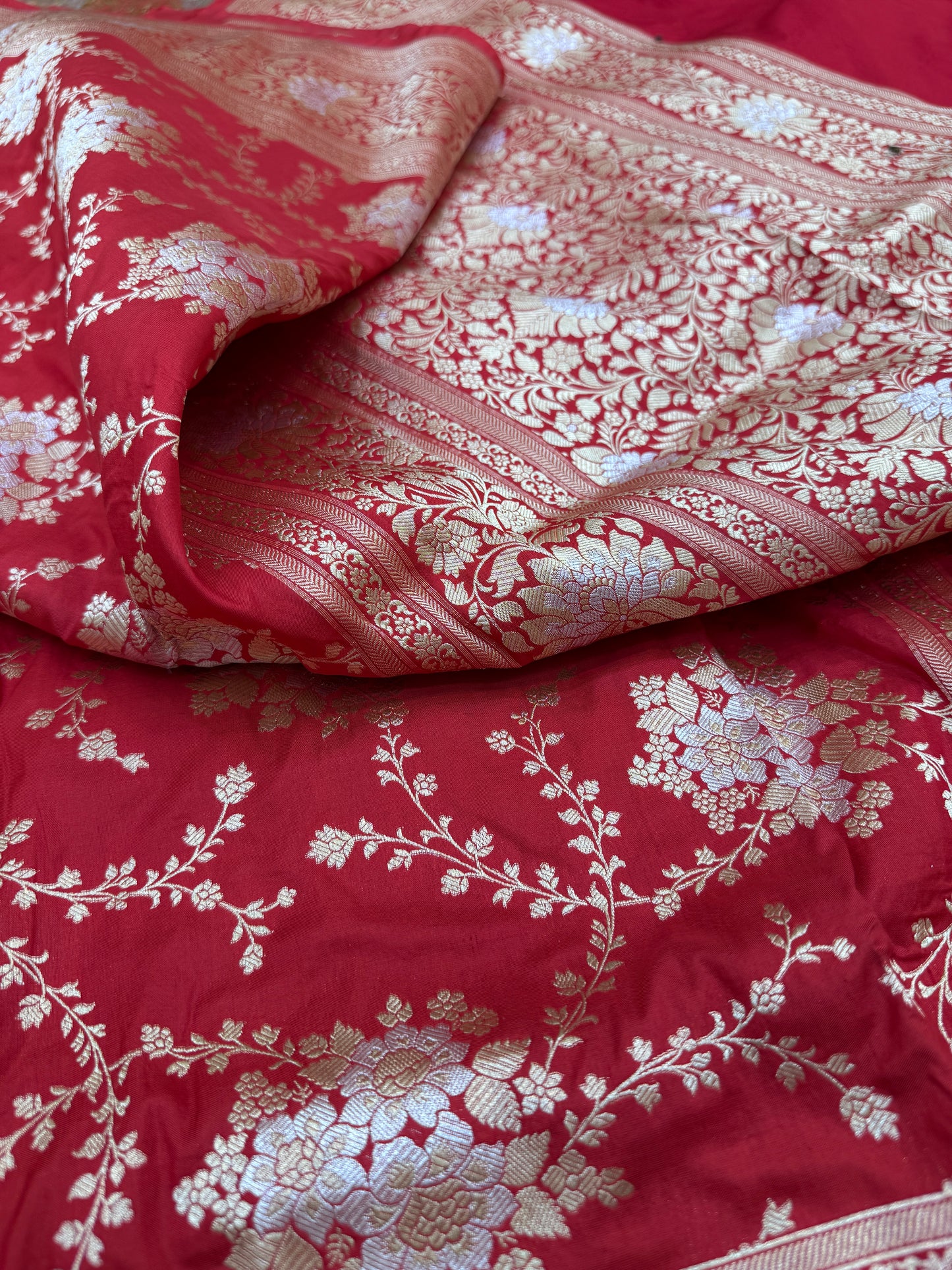Pure Banarasi Katan Silk Sona Mina Jaal Saree
