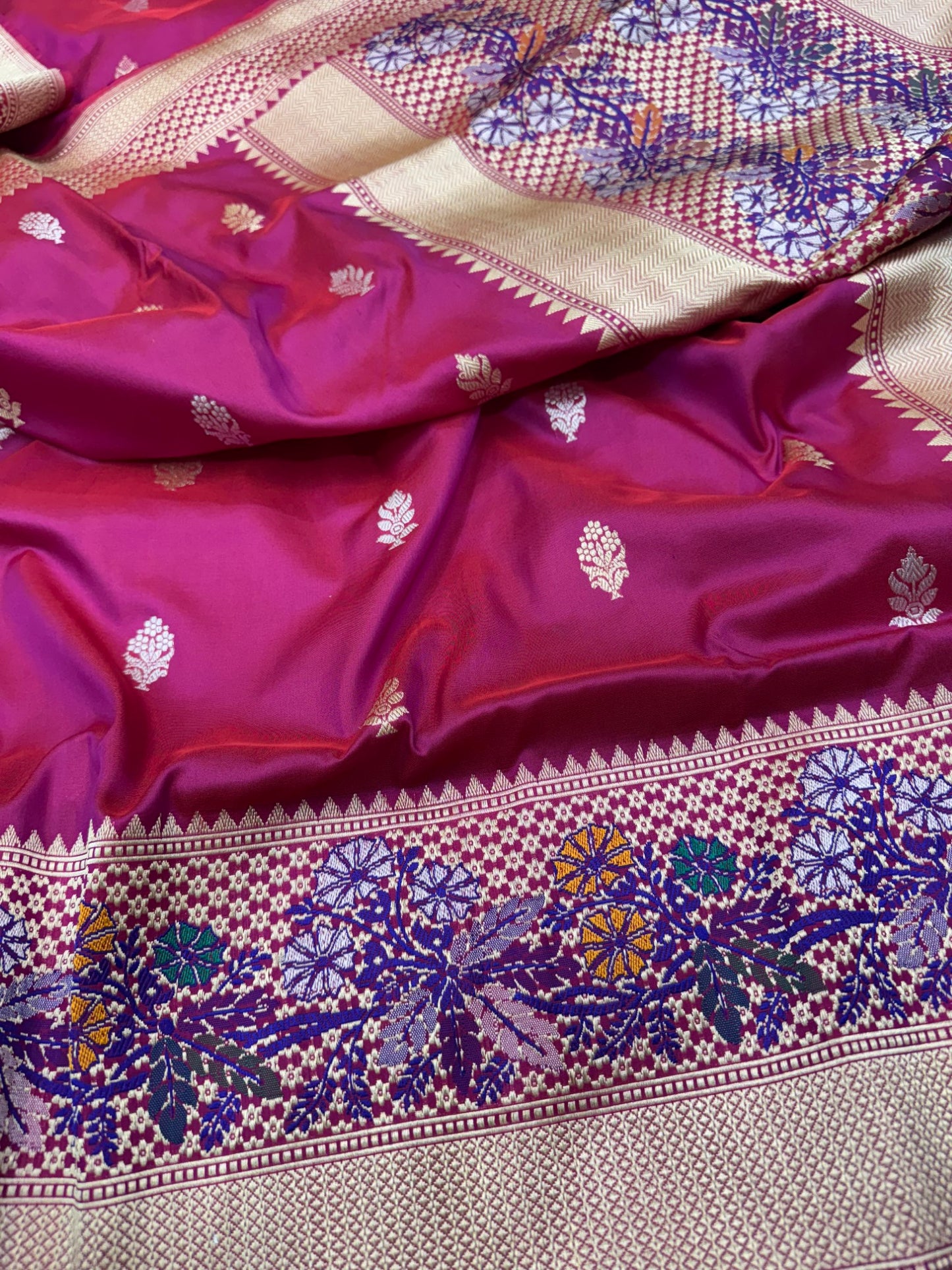 Pure Banarasi Katan Silk Kadhwa Buti Saree