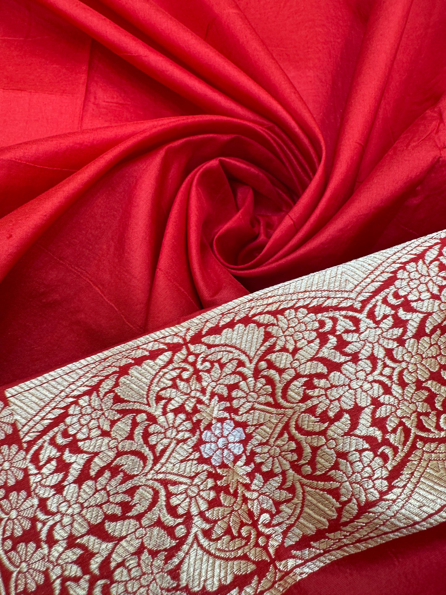 Pure Banarasi Katan Silk Jaal Saree