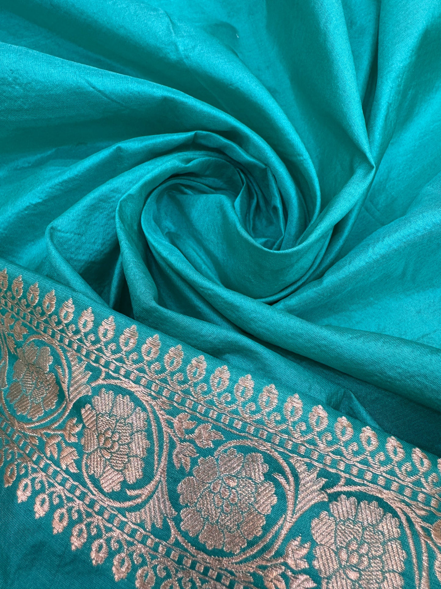Pure Banarasi Katan Silk Jaal Saree