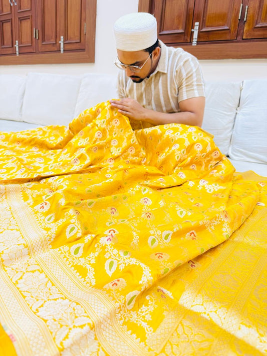 Pure Banarasi Katan Silk Mina Jaal Saree