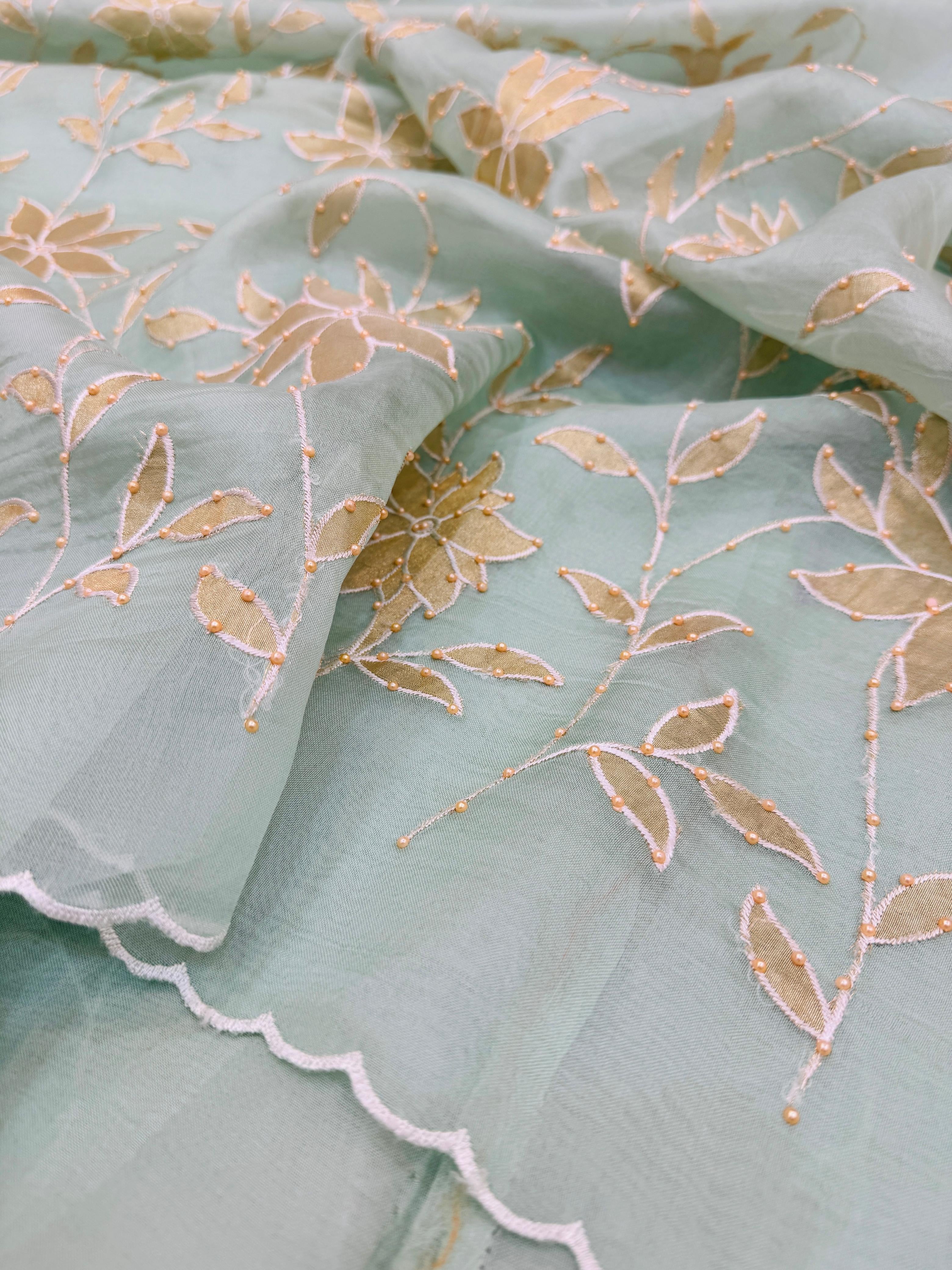 Pure Banarasi Kora Tissue Patch Work Embroidery Saree