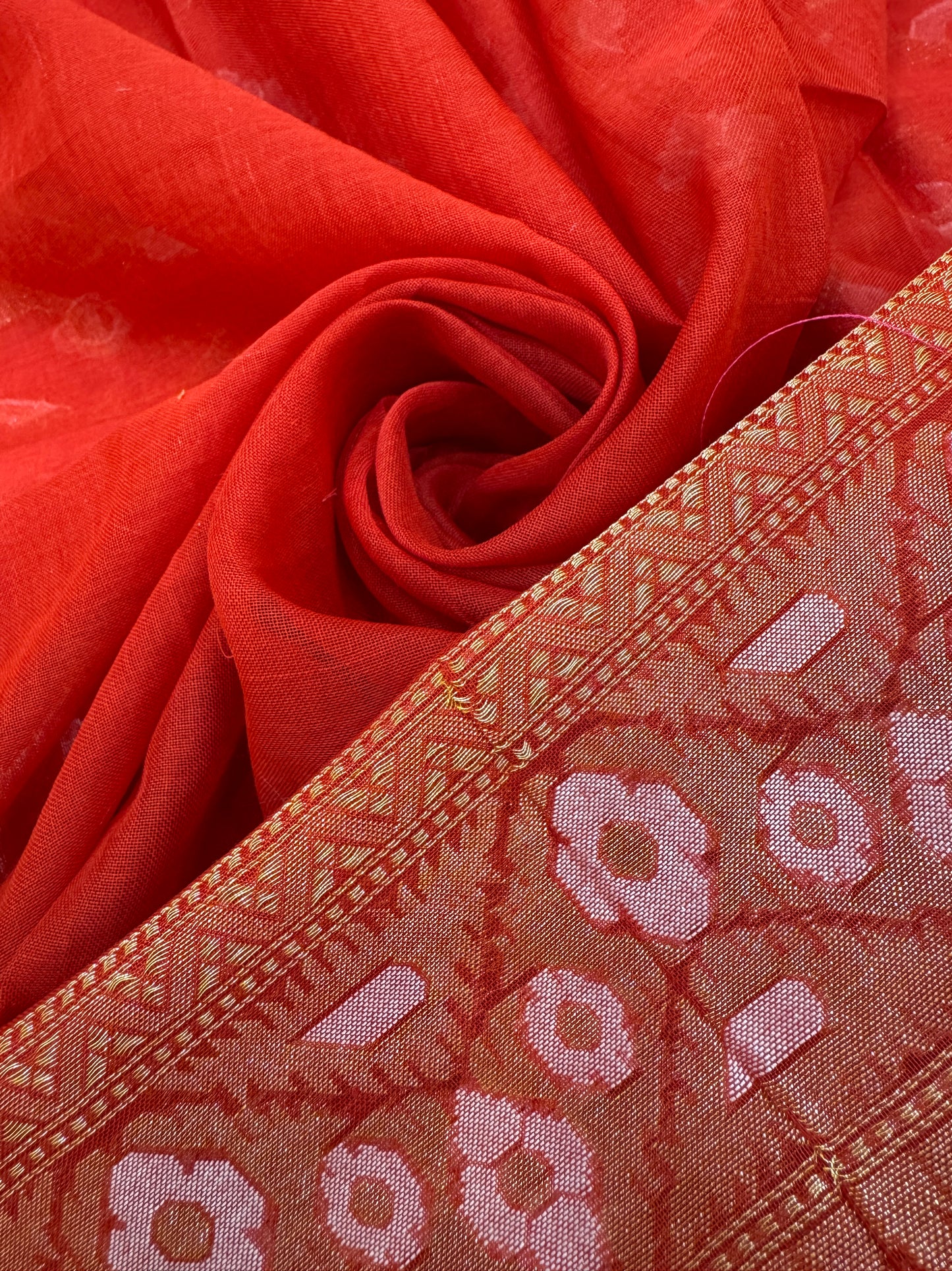 Pure Cotton Reshmi Zari Saree