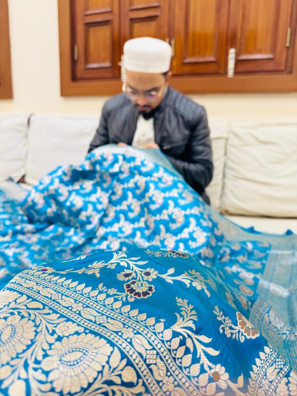 Pure Banarasi Katan Silk Mina Jaal Saree