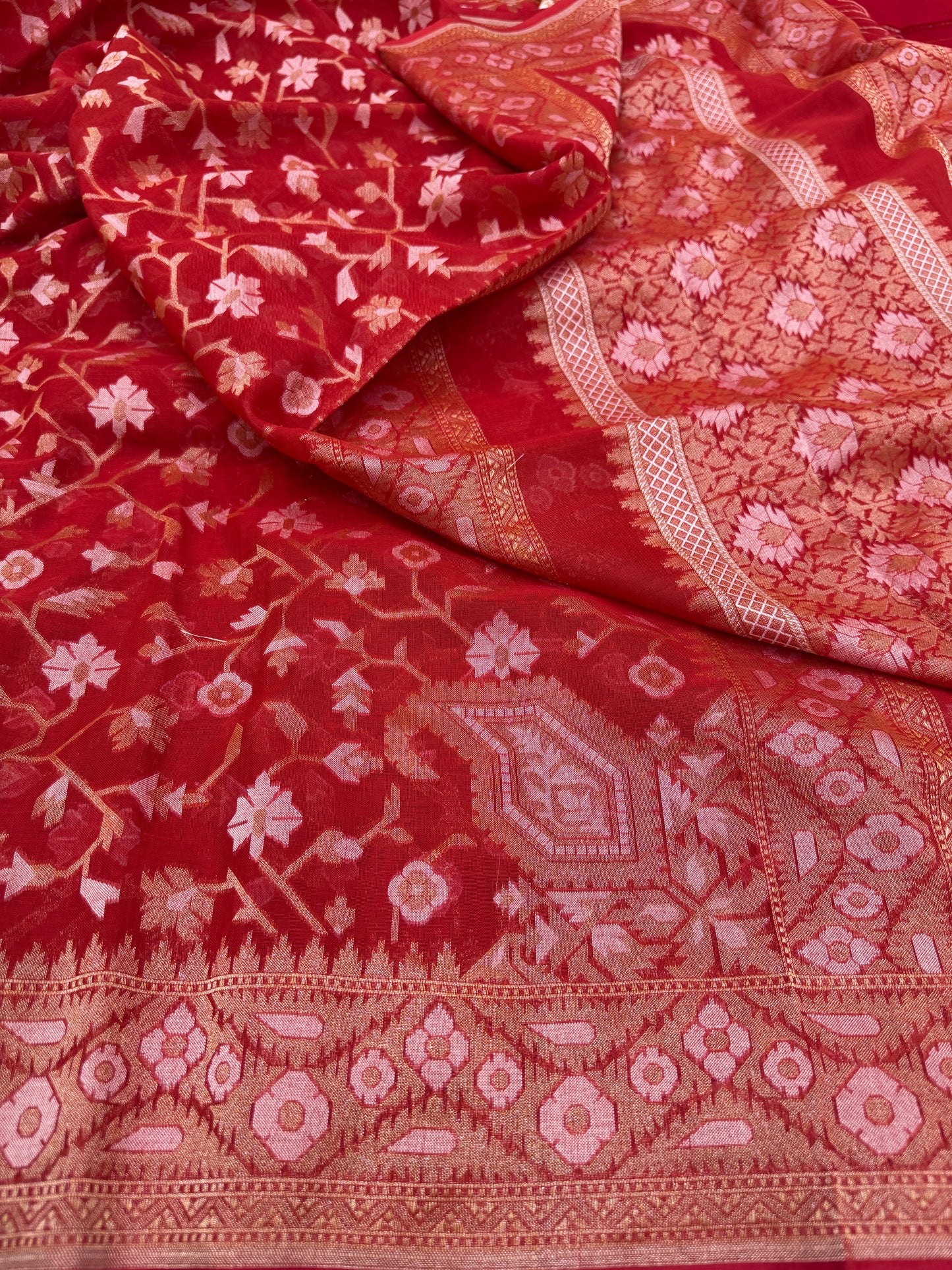 Pure Cotton Reshmi Zari Saree