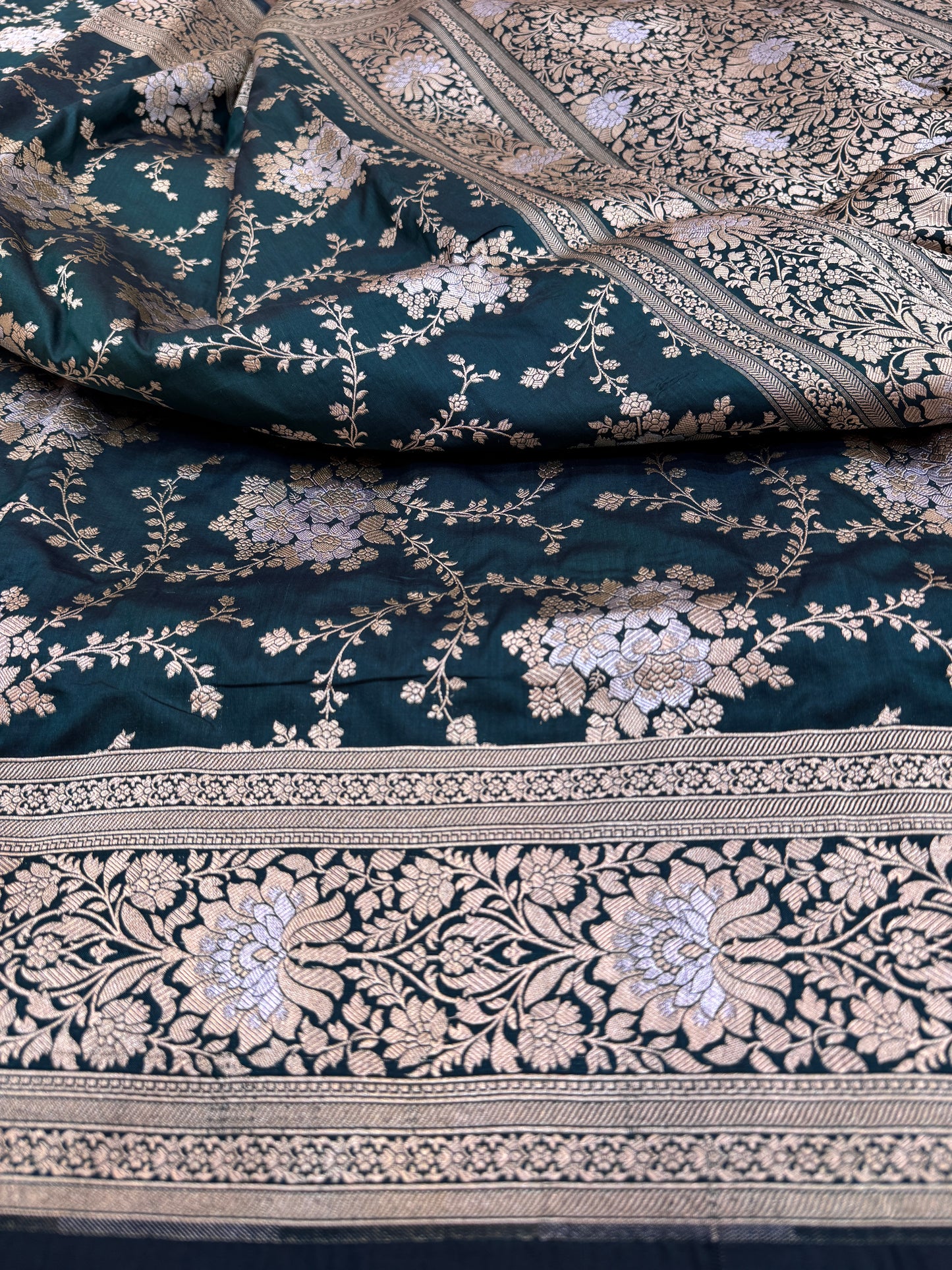 Pure Banarasi Katan Silk Sona Mina Jaal Saree
