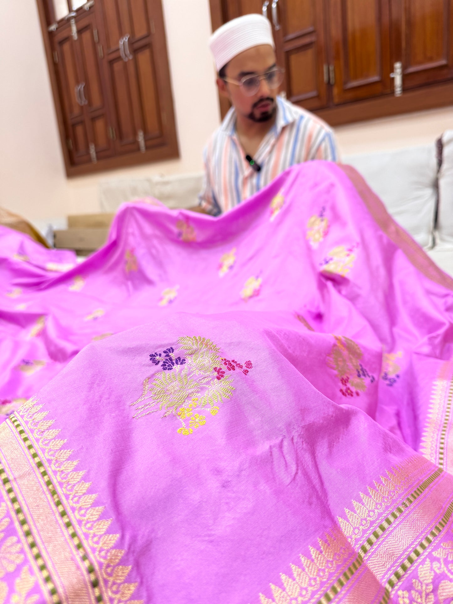 Pure Banarasi Katan Silk Tilfi Buti Saree