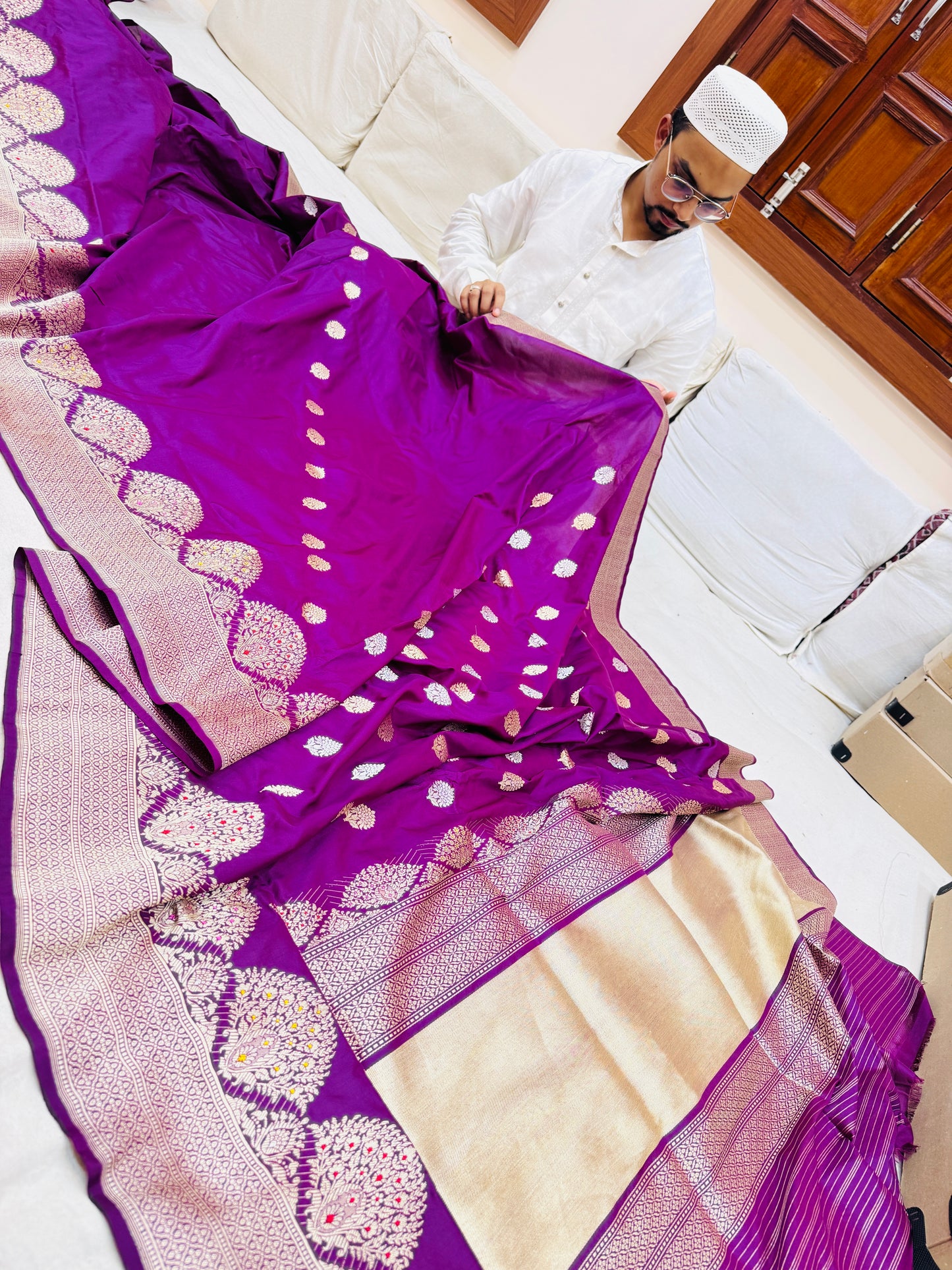 Pure Banarasi Katan Silk Kadhwa Buta Saree