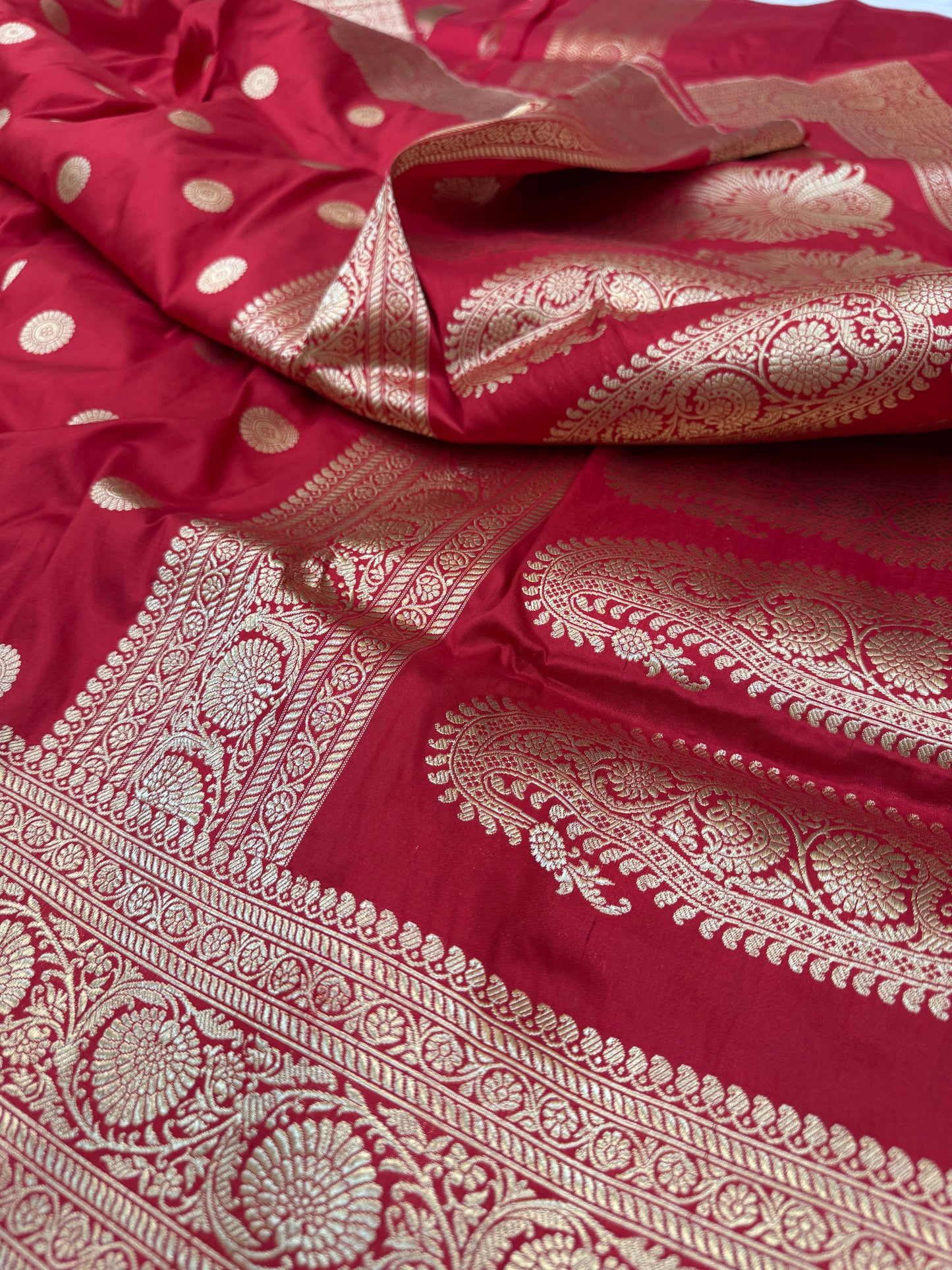 Pure Banarasi Katan Silk Simple Buta Saree