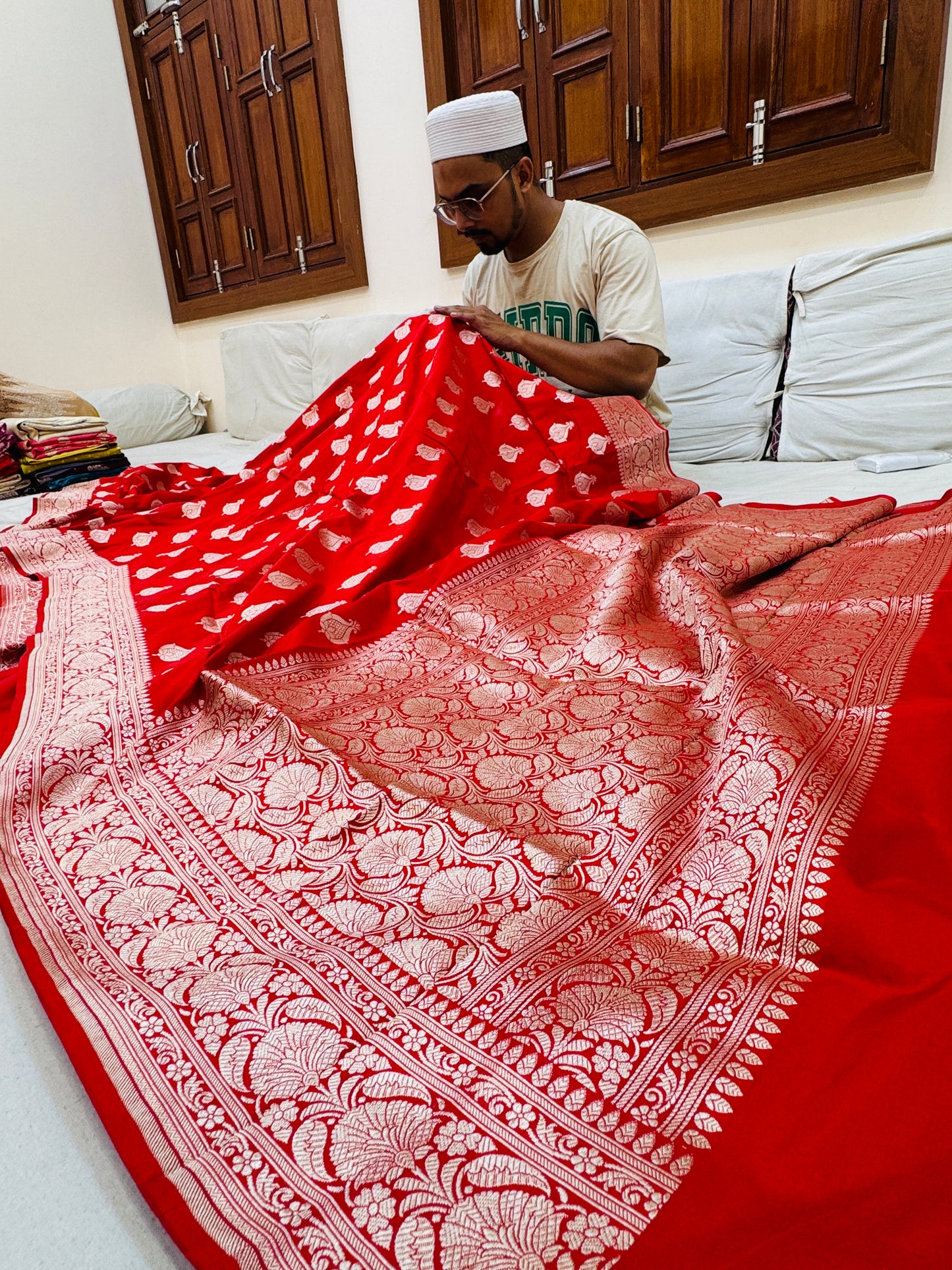 Pure Banarasi Katan Silk Buti Saree