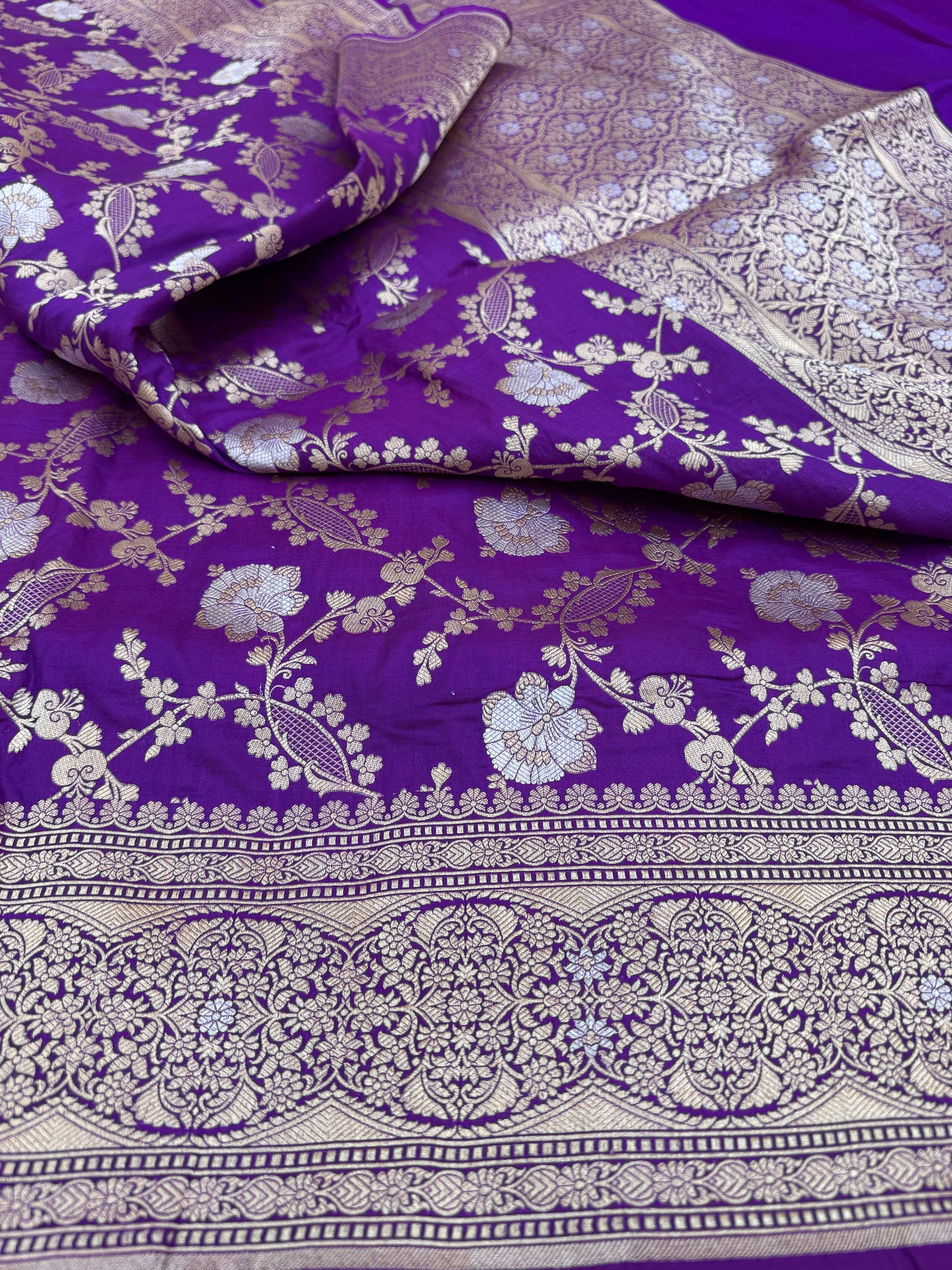 Pure Banarasi Katan Silk Sona Mina Jaal Saree