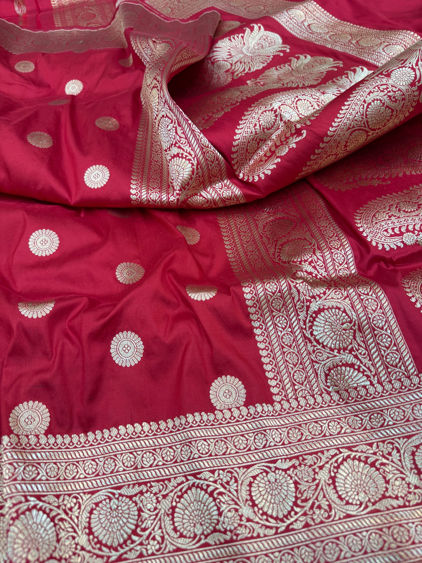 Pure Banarasi Katan Silk Simple Buta Saree