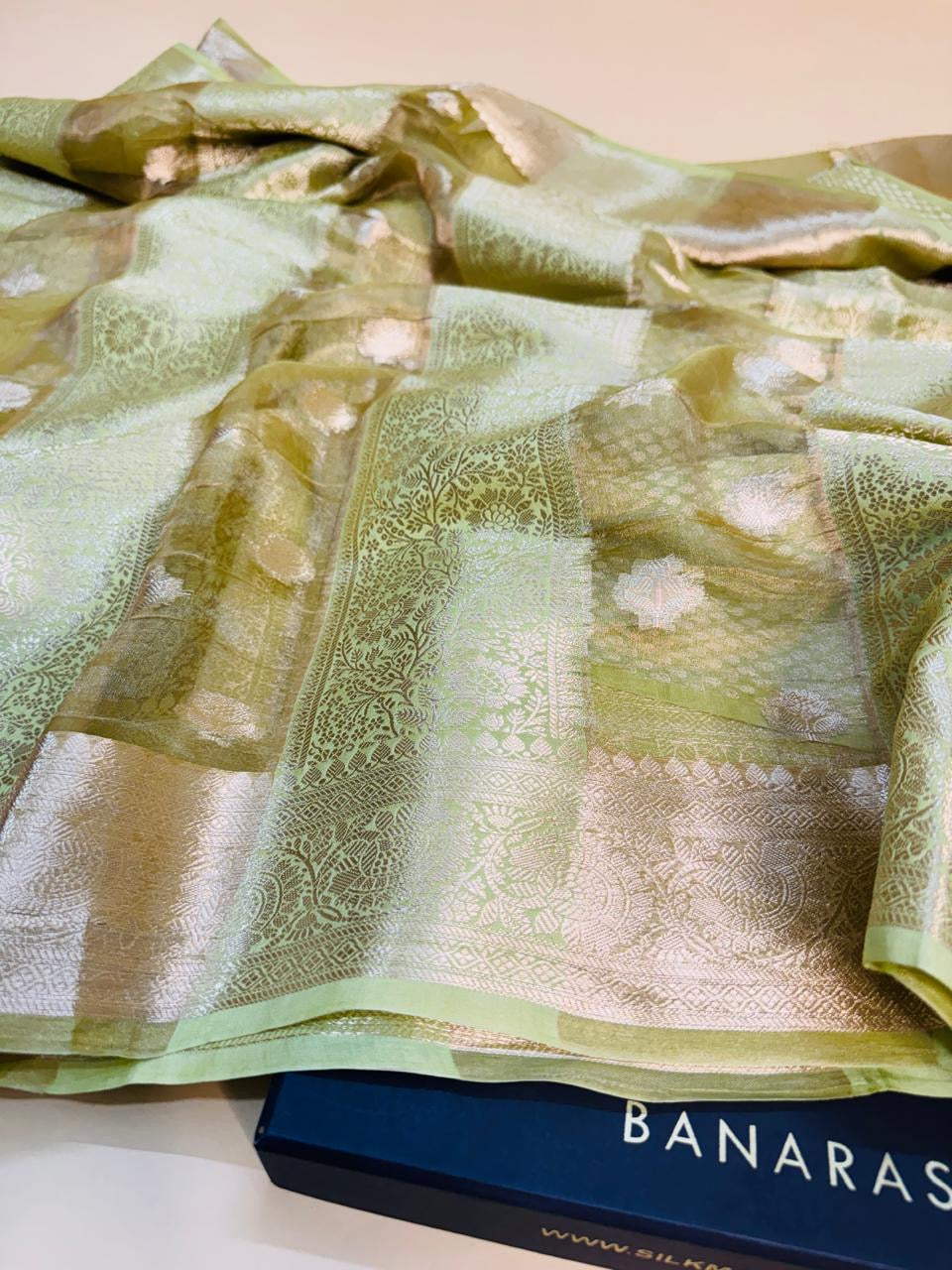 Pure Banarasi Chiniya Tissue Brocade Saree