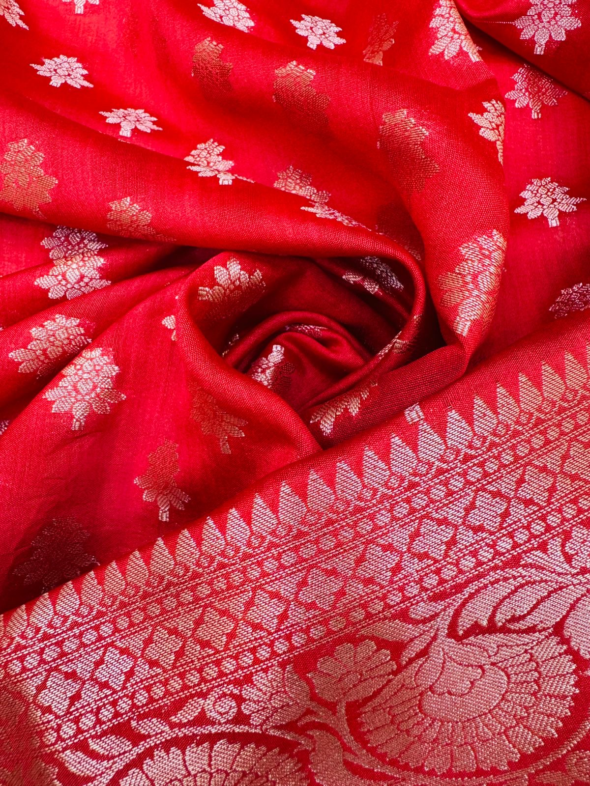 Pure Banarasi Chiniya Silk Plain Saree