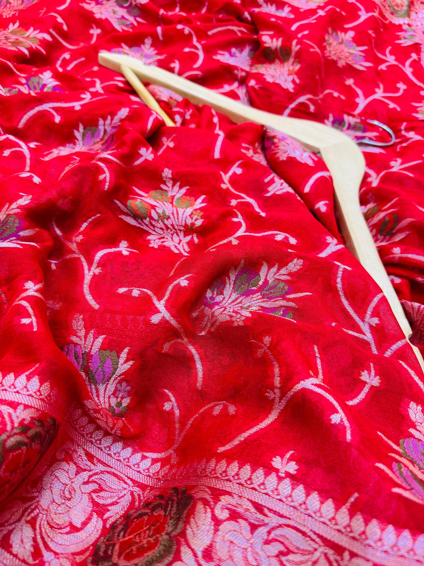 Pure Banarasi Chiffon Tilfi Floral Jaal Saree