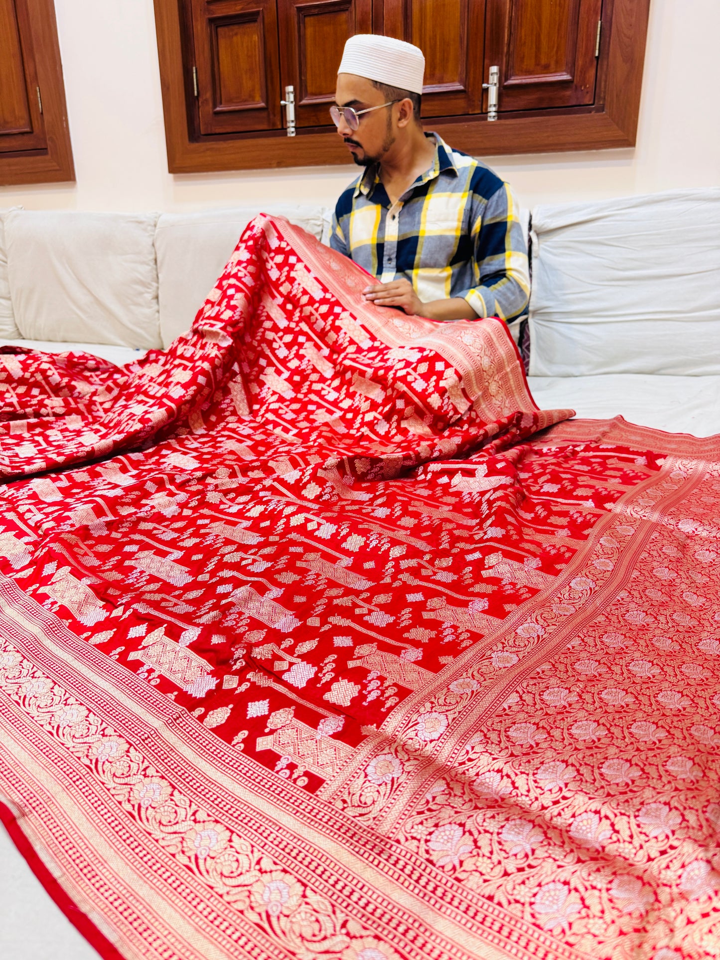 Pure Banarasi Katan Silk Sona Mina Jaal Saree