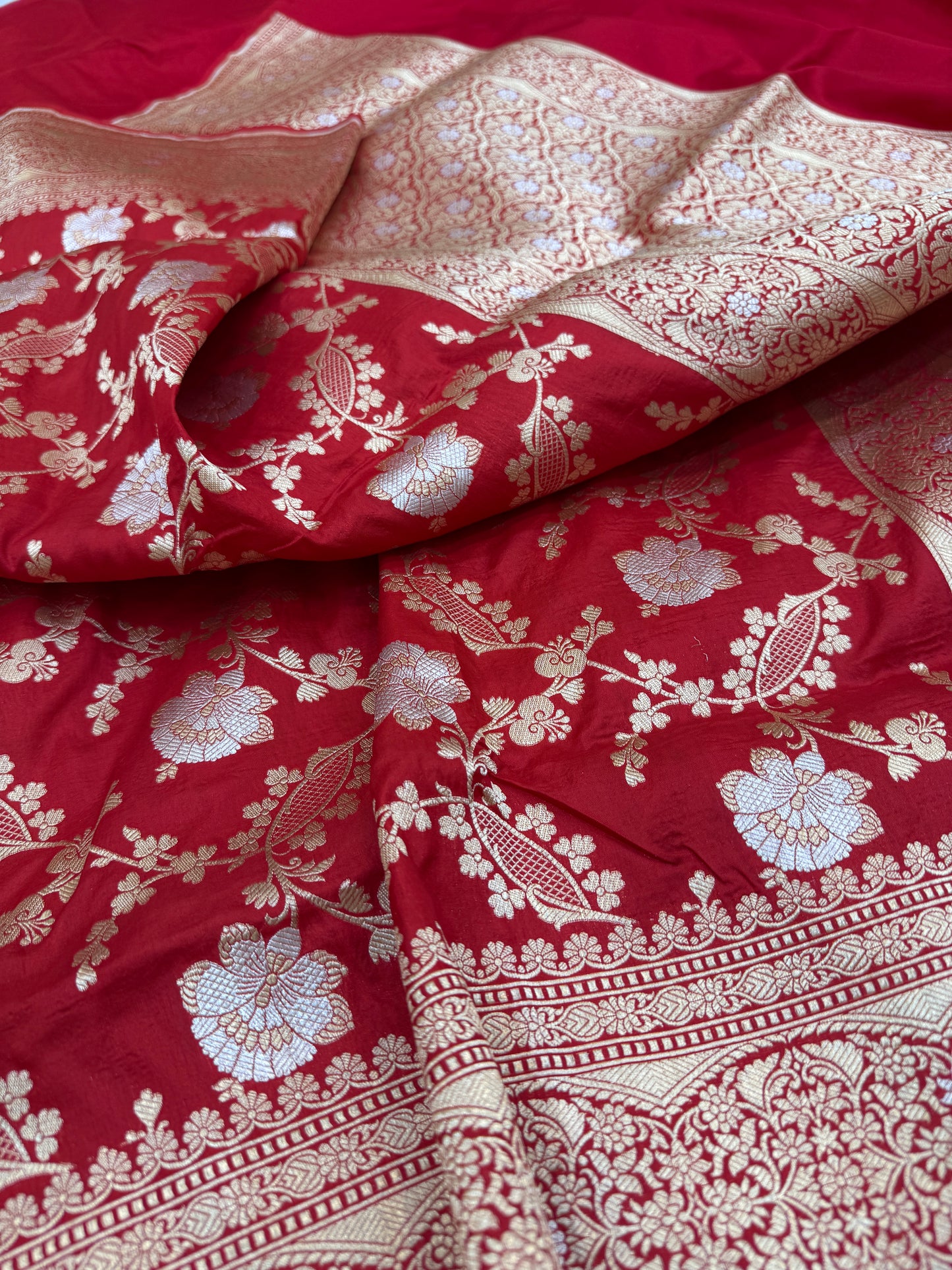 Pure Banarasi Katan Silk Jaal Saree