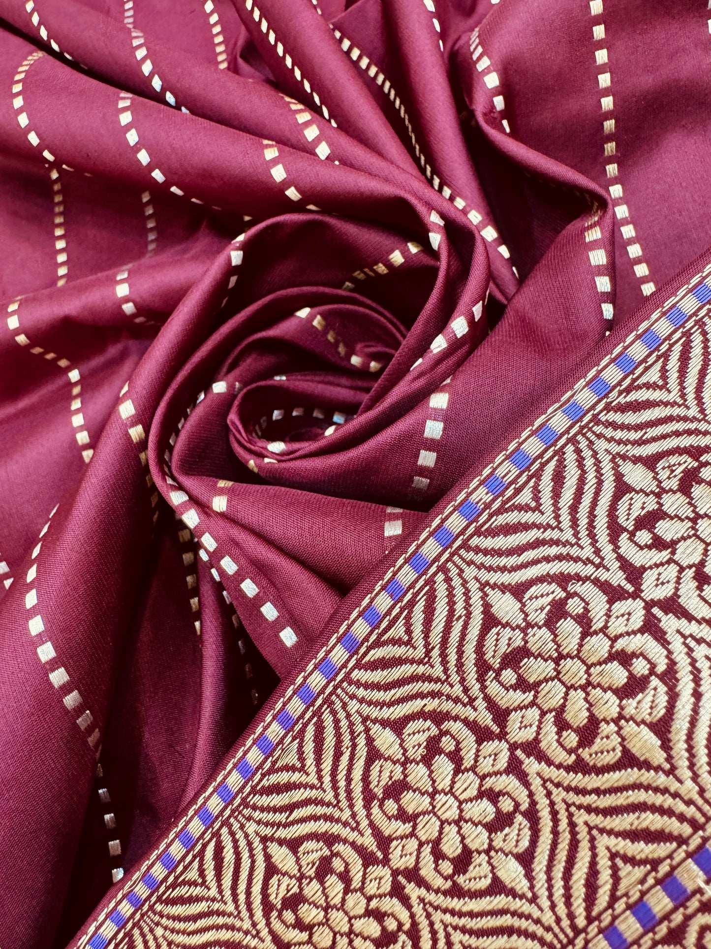 Pure Banarasi Katan Silk Sona Mina Buta Saree