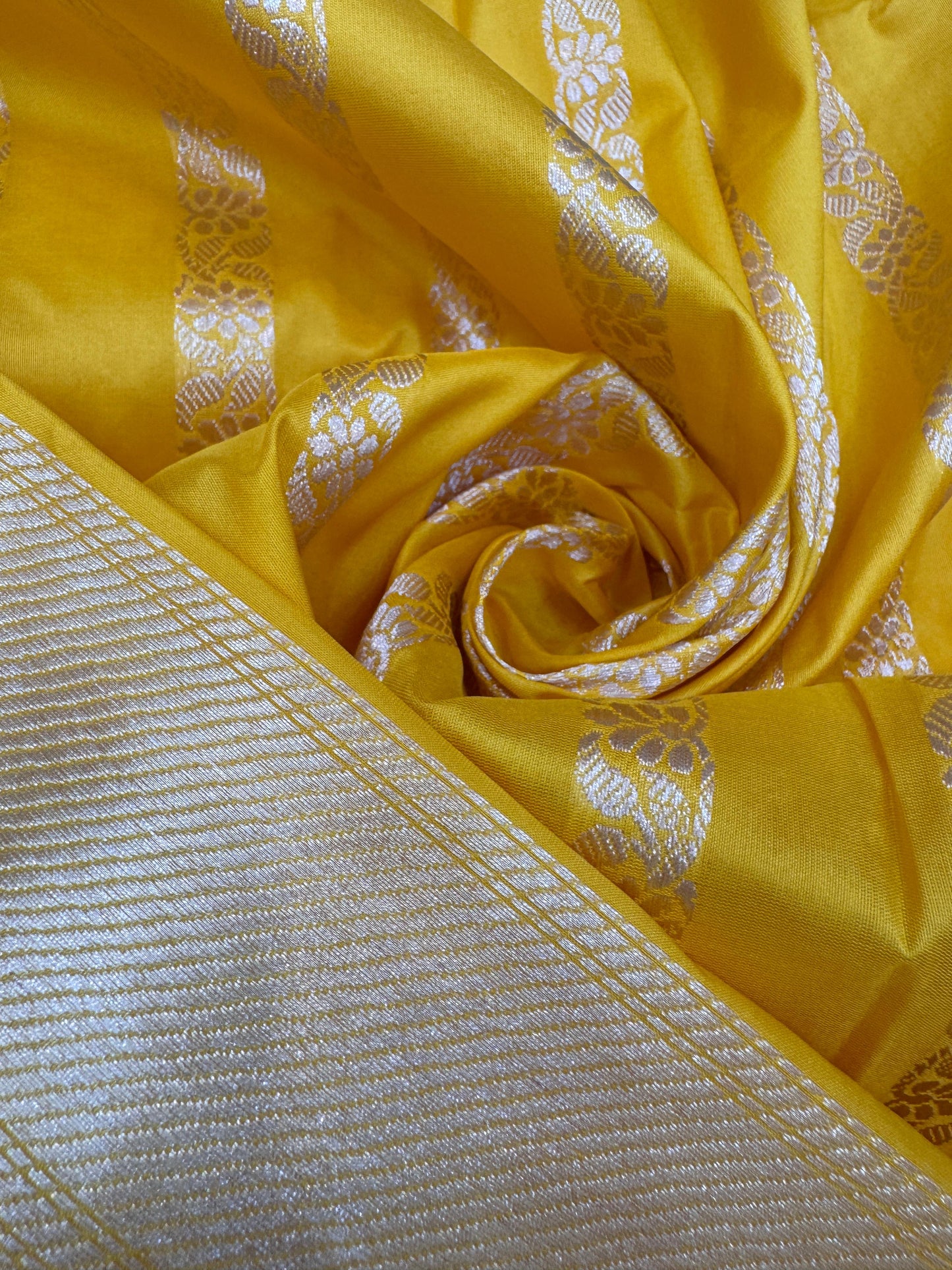 Pure Banarasi Katan Silk Paithani Border Saree