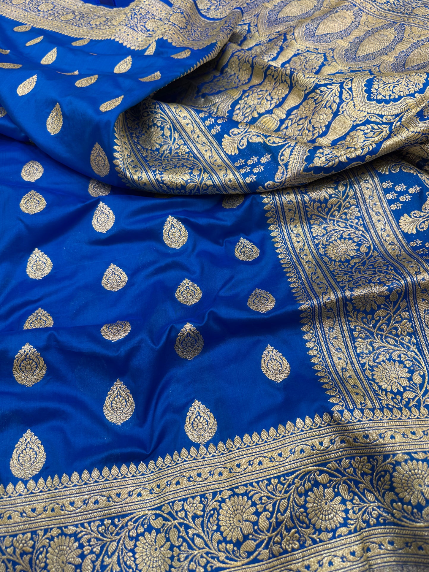 Pure Banarasi Katan Silk Simple Buta Saree