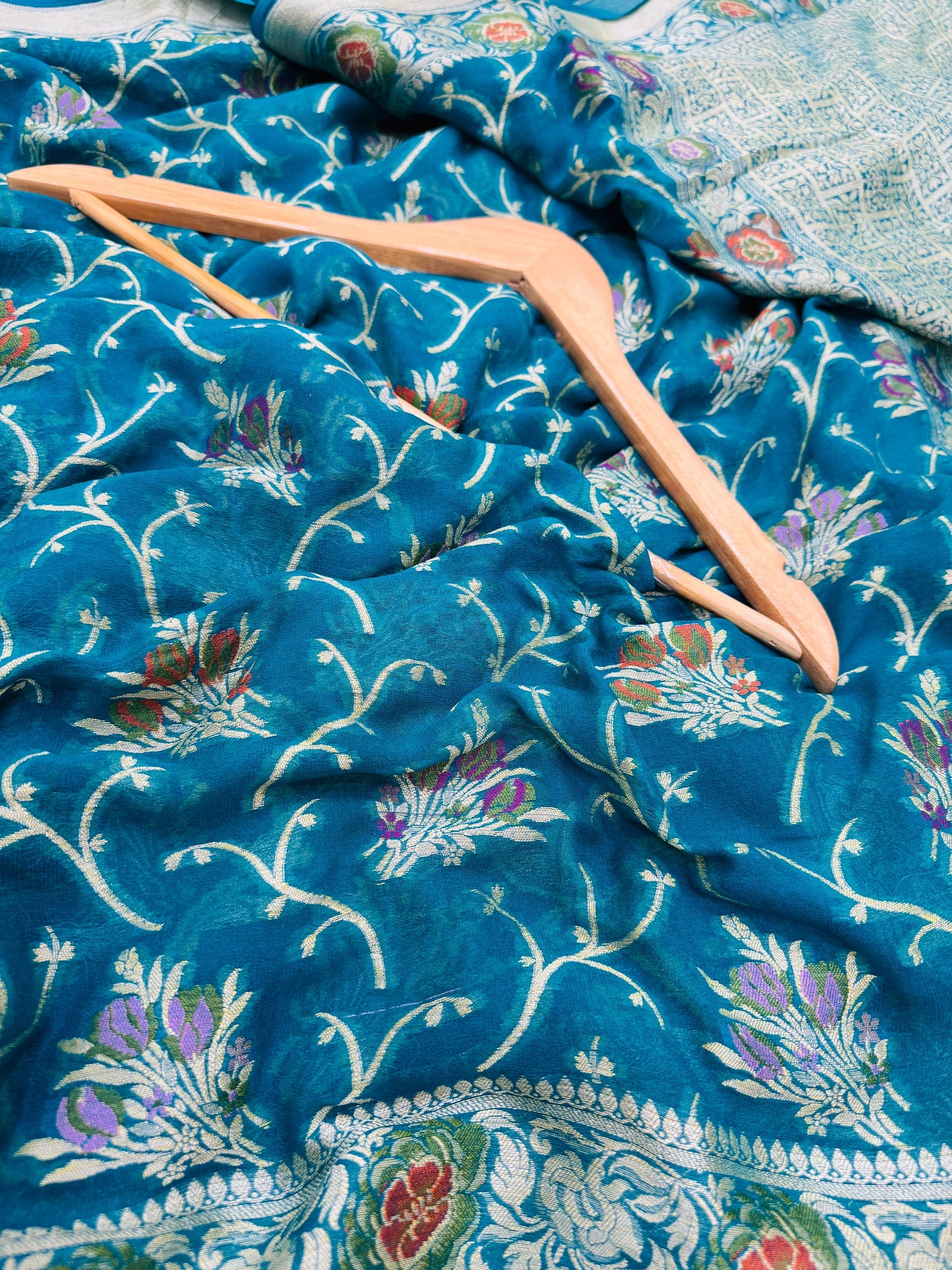 Pure Banarasi Chiffon Tilfi Floral Jaal Saree