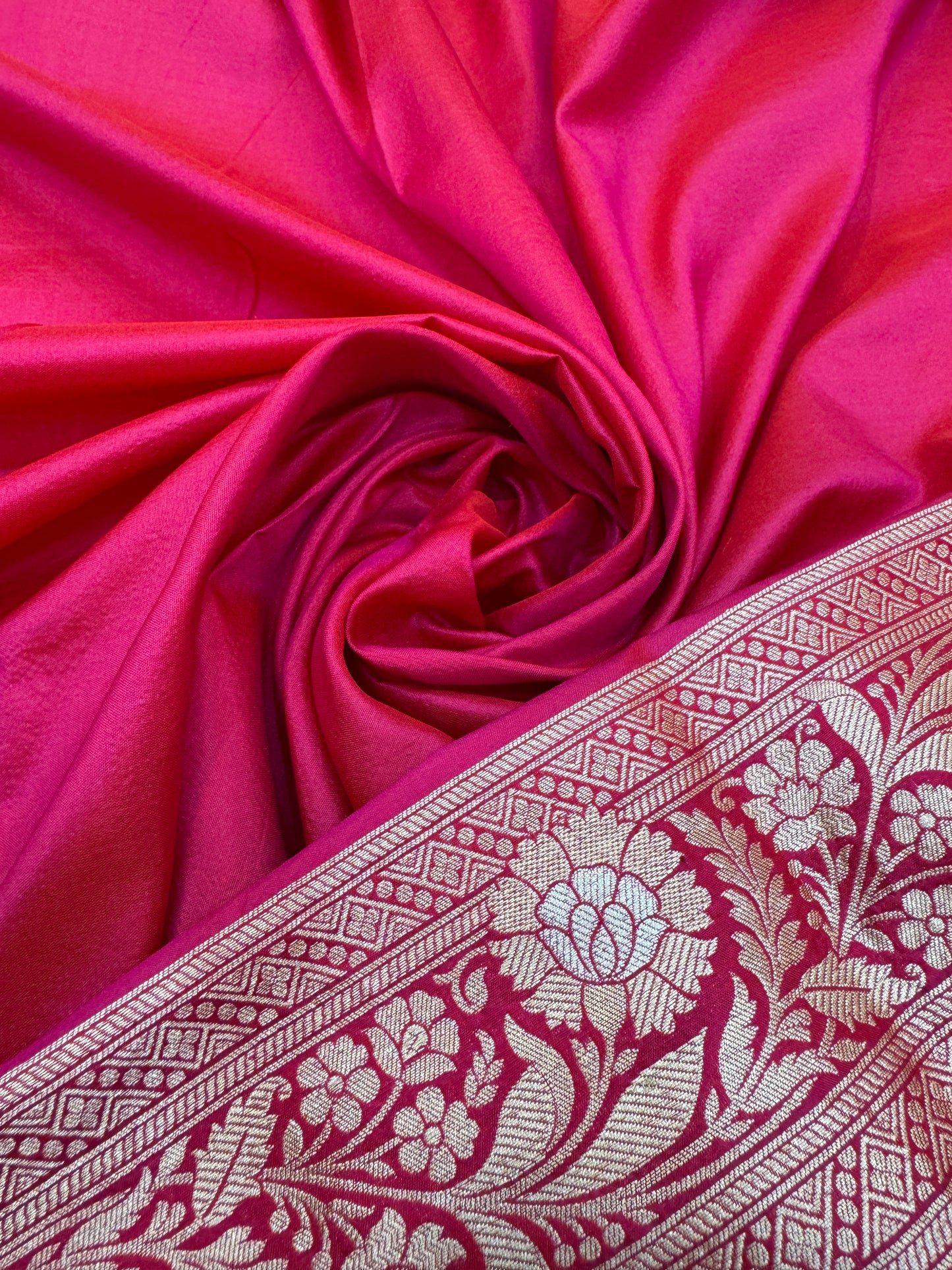 Pure Banarasi Katan Silk Jaal Saree