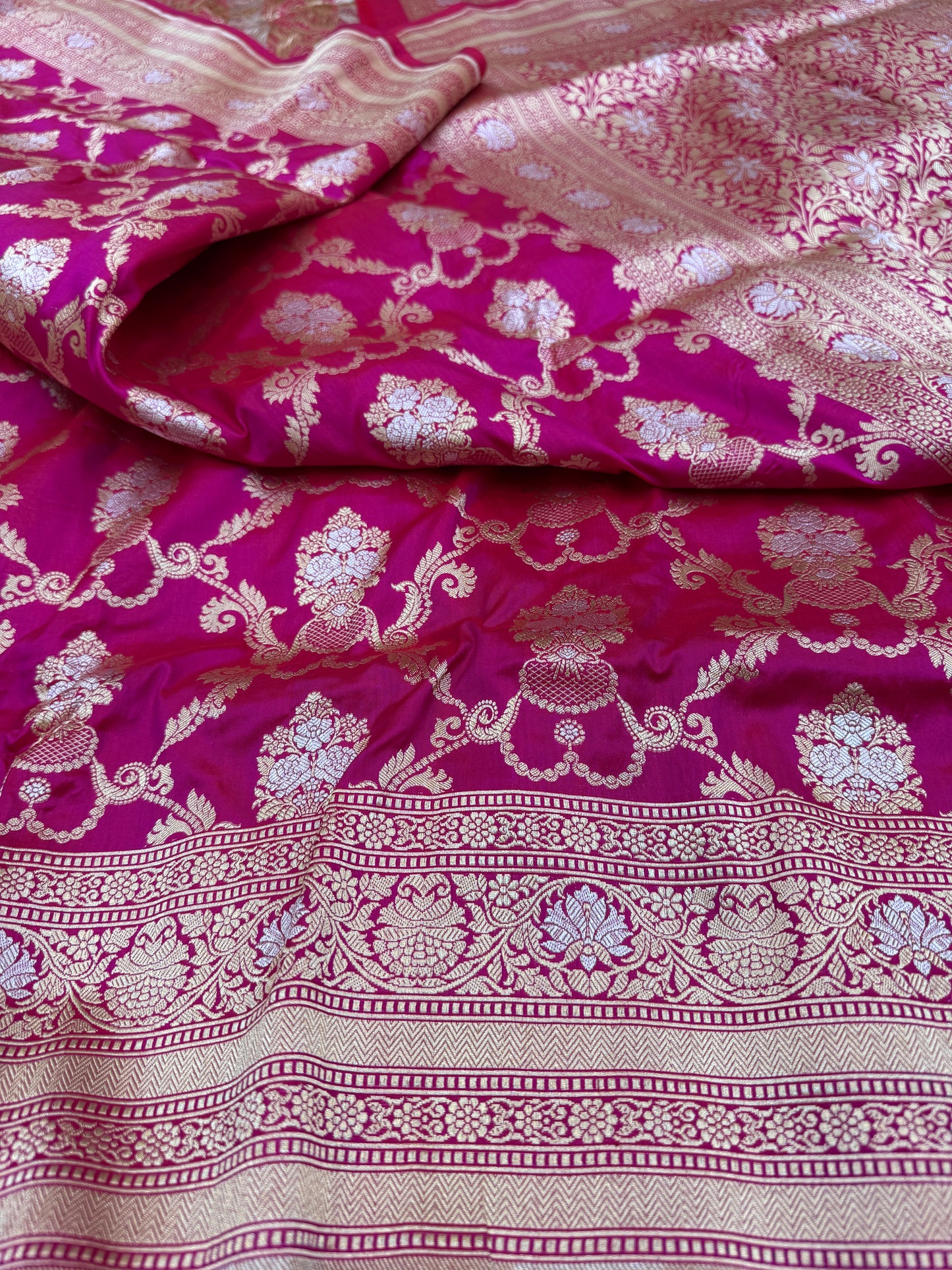 Pure Banarasi Katan Silk Jaal Saree