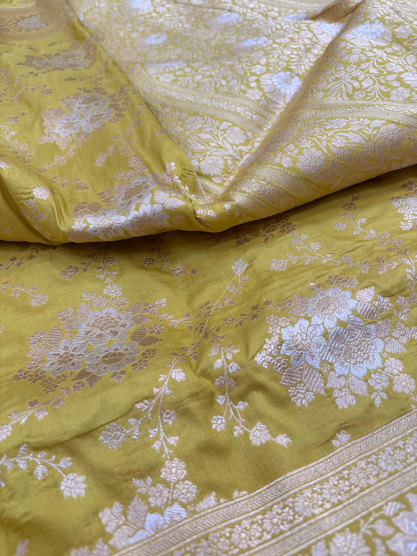 Pure Banarasi Katan Silk Sona Mina Jaal Saree