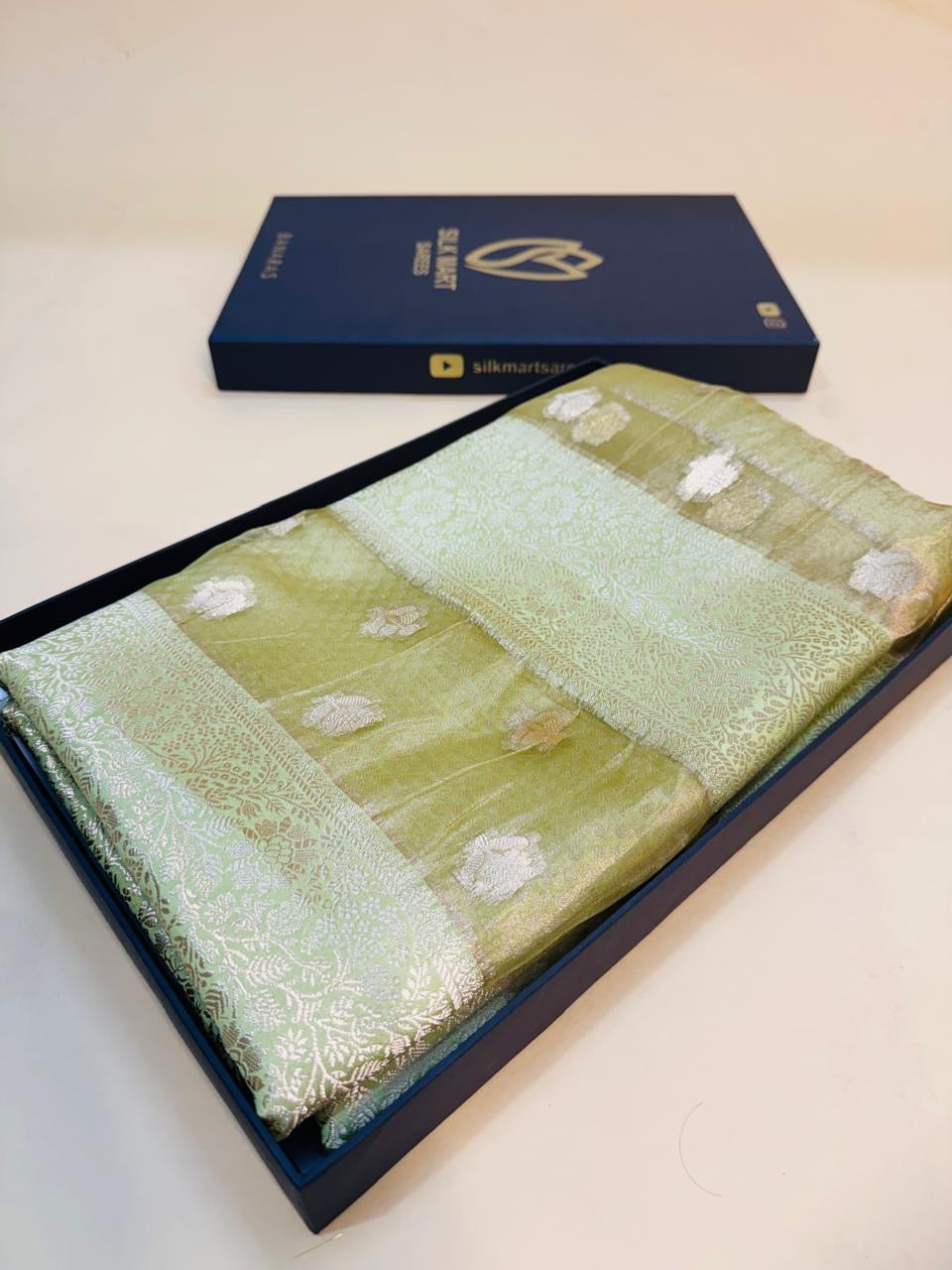 Pure Banarasi Chiniya Tissue Brocade Saree