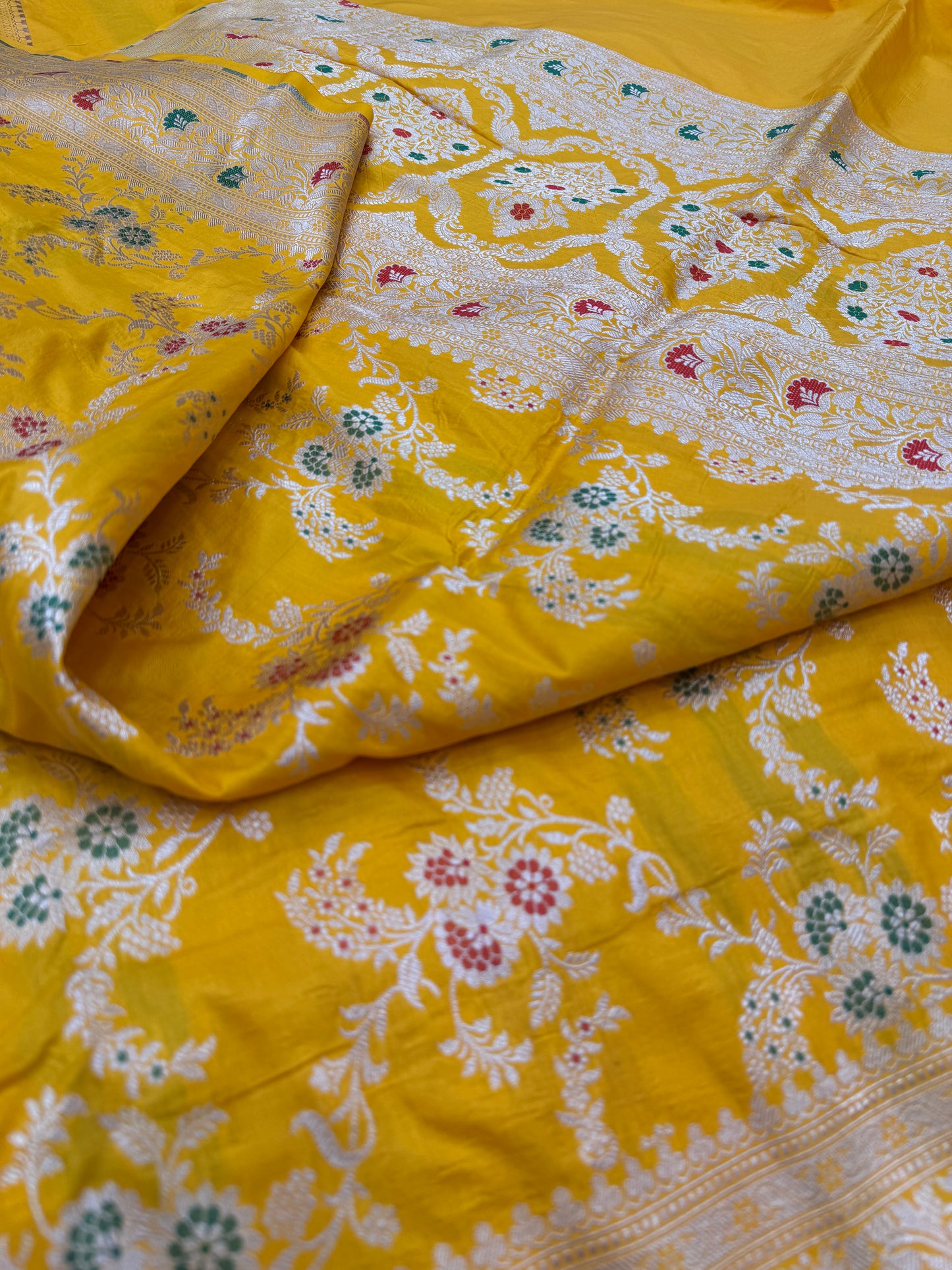 Pure Banarasi Katan Silk Meena Jaal Saree