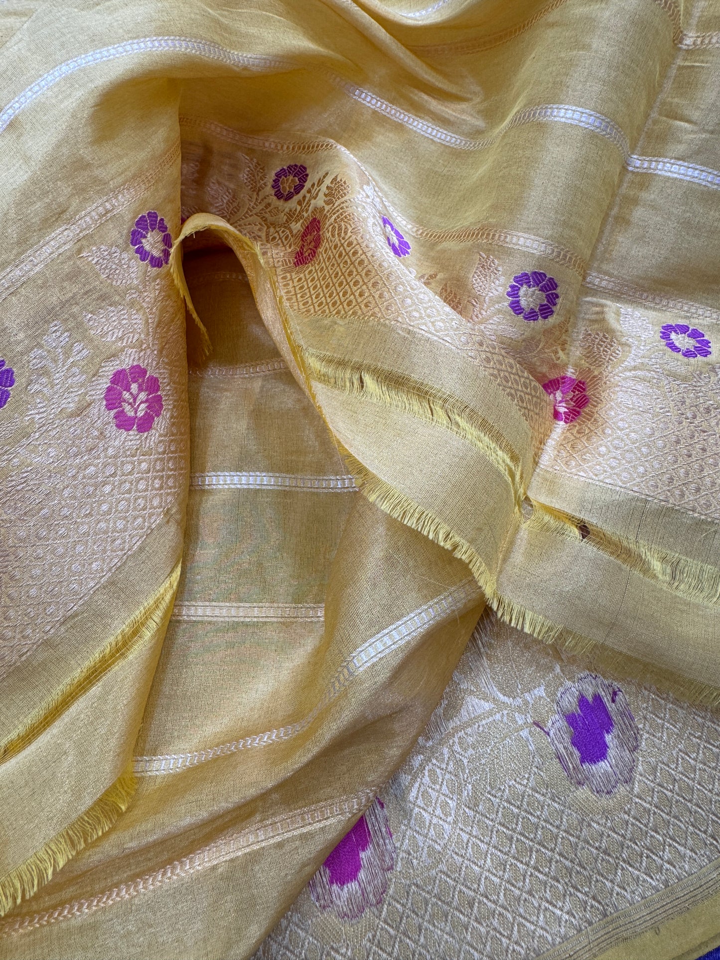 Pure Banarasi Katan Tissue Silk Kadiyal Border Saree
