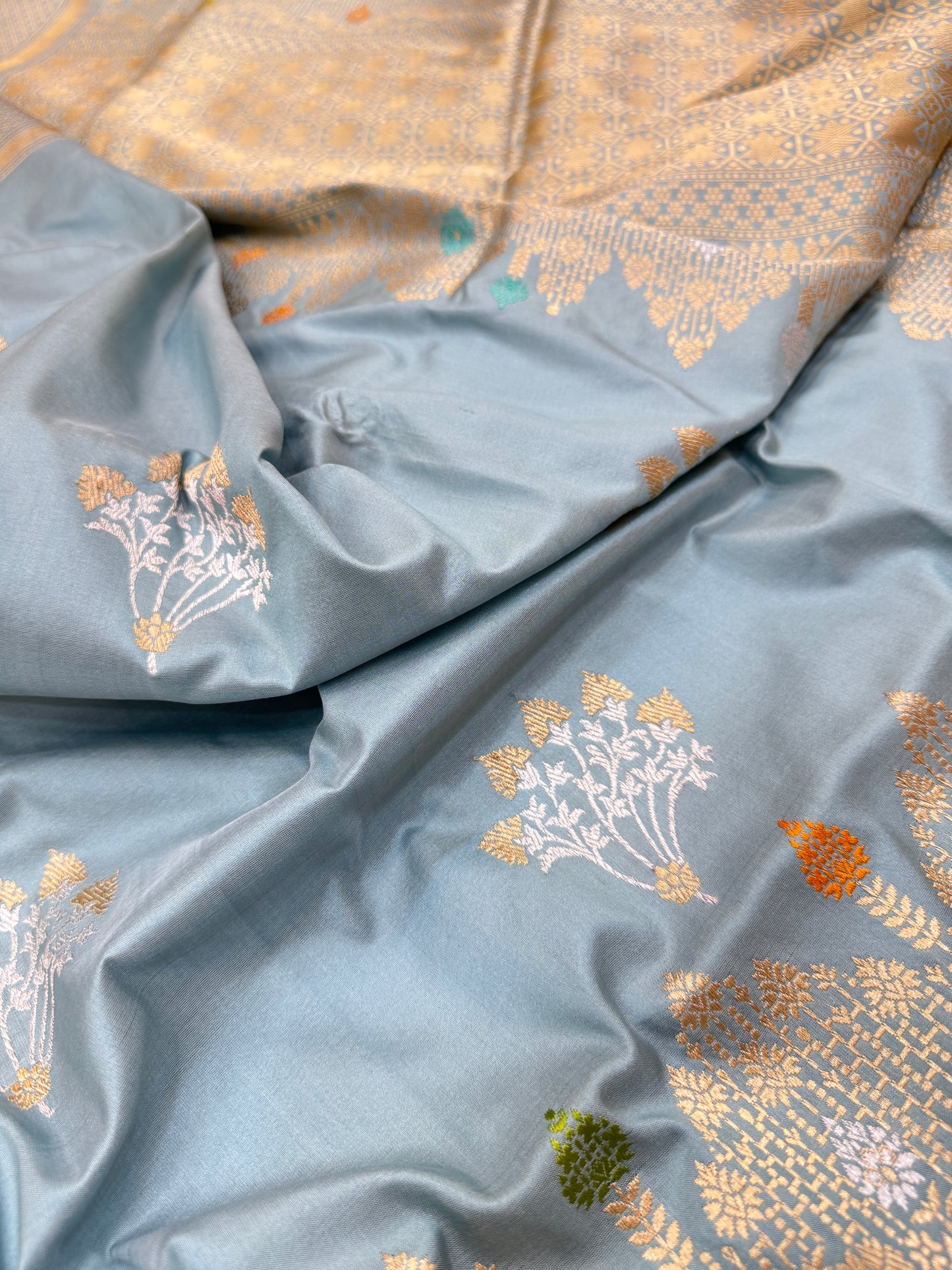 Pure Banarasi Katan Silk Kadhwa Buti Saree
