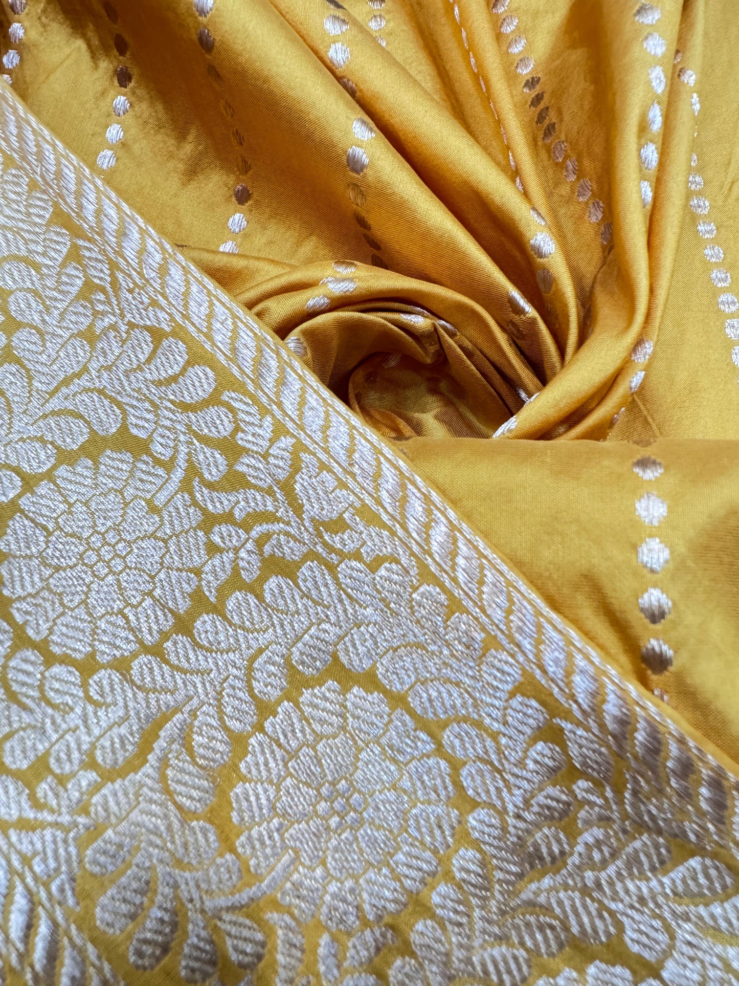 Pure Banarasi Katan Silk Rangkaat Saree