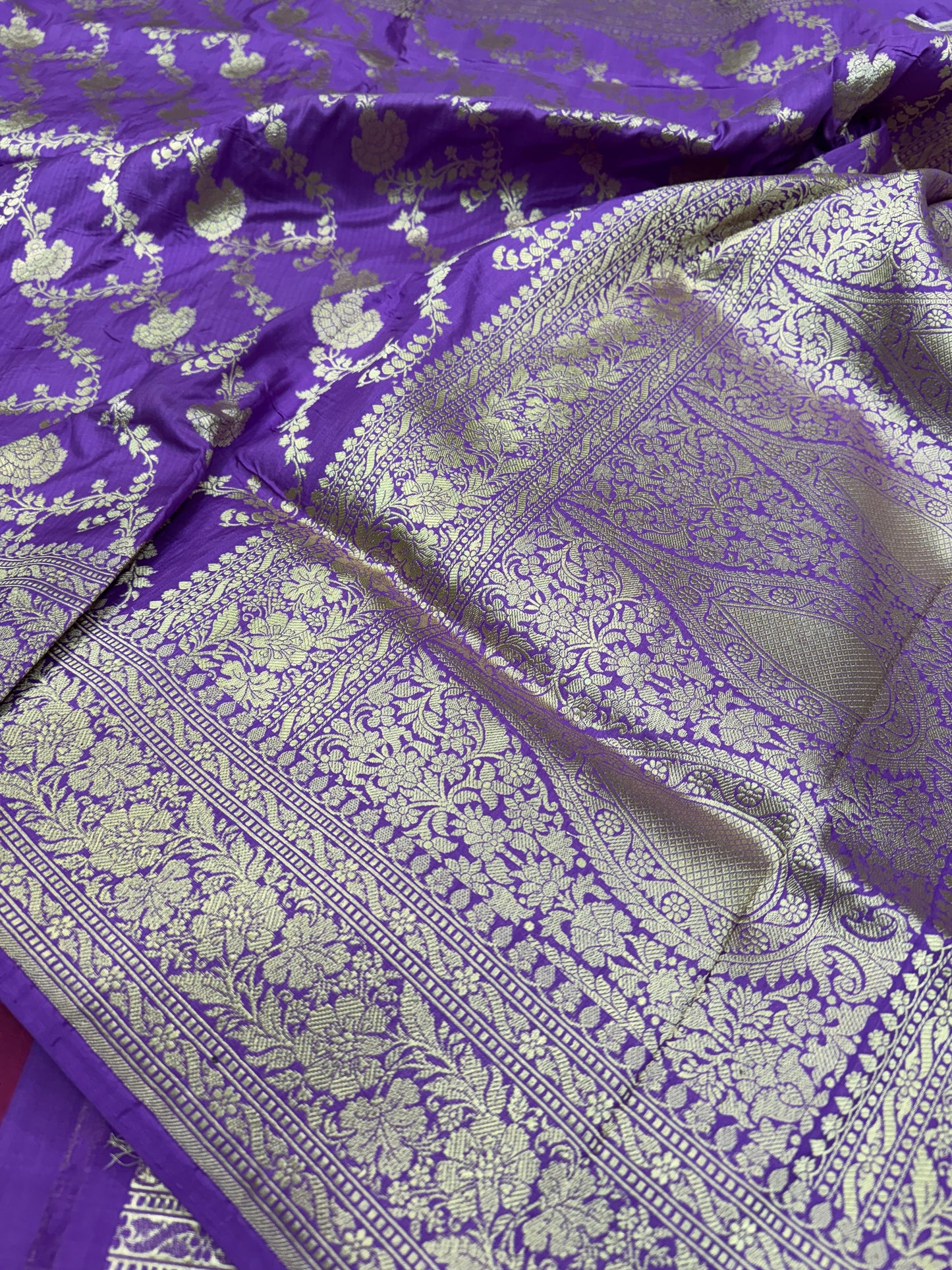 Pure Banarasi Katan Silk Jaal Saree