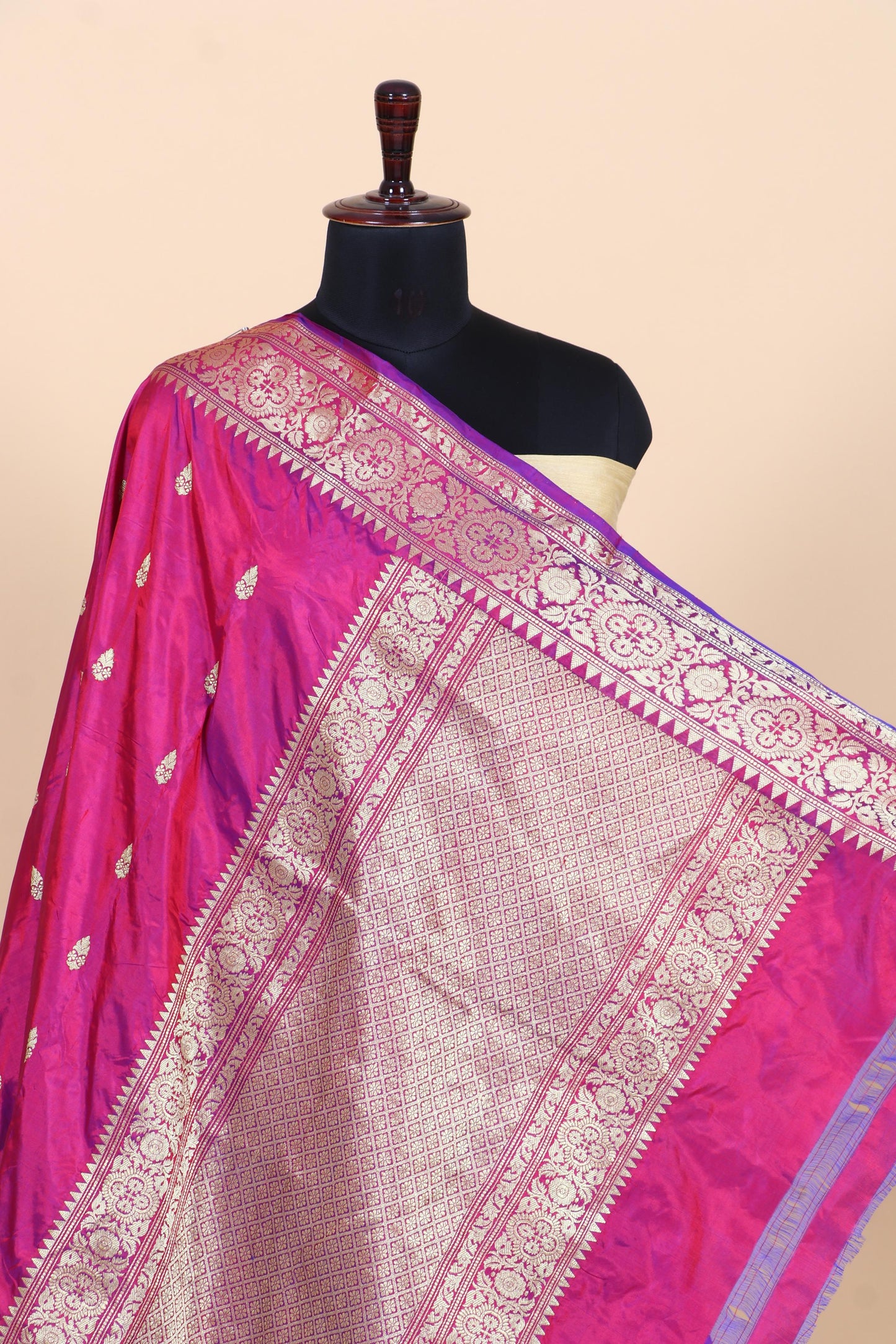 Pure Katan Silk Kadhwa Buti Banarasi Saree