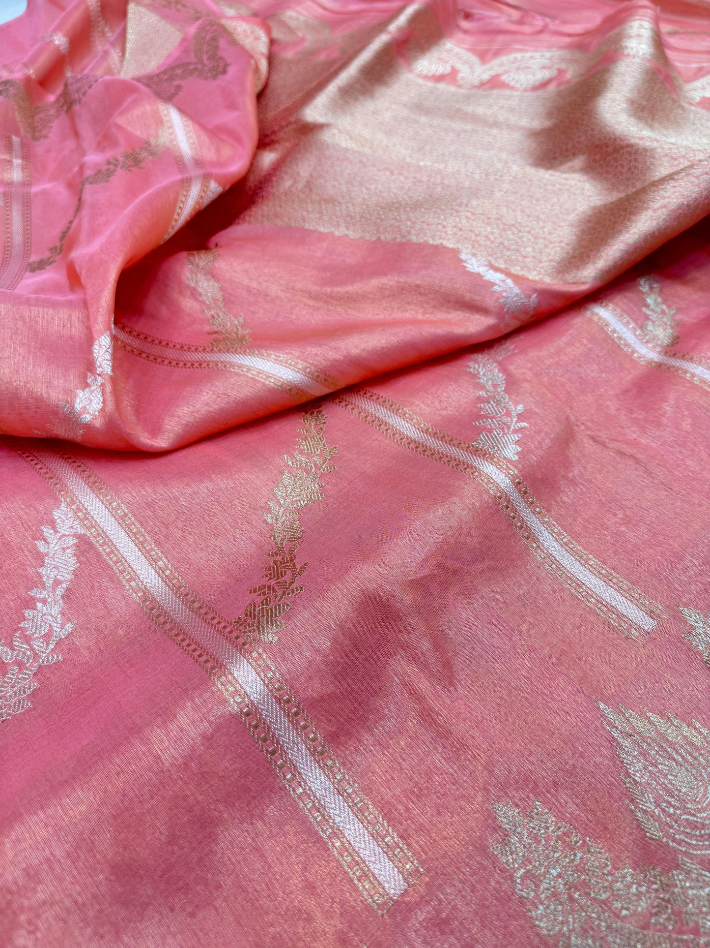 Pure Banarasi Katan Silk Kadhwa Cross Saree
