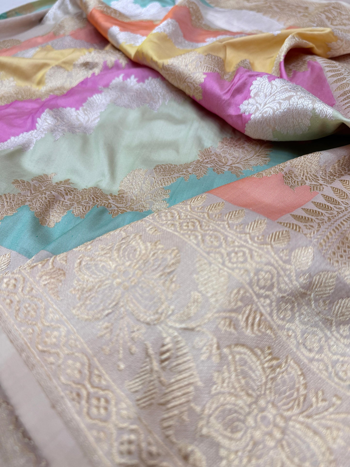 Pure Banarasi Katan Silk Rangkaat Saree