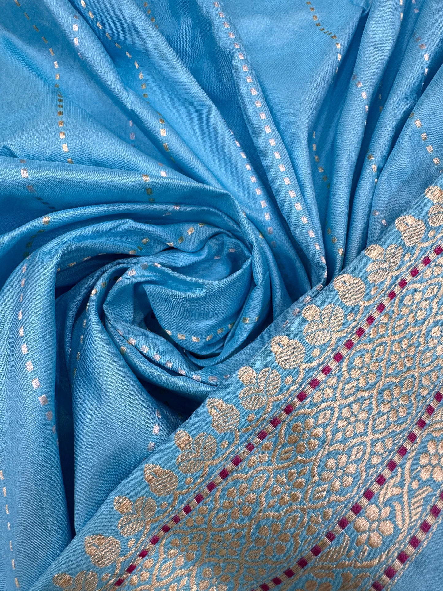 Pure Banarasi Katan Silk Jaal Saree